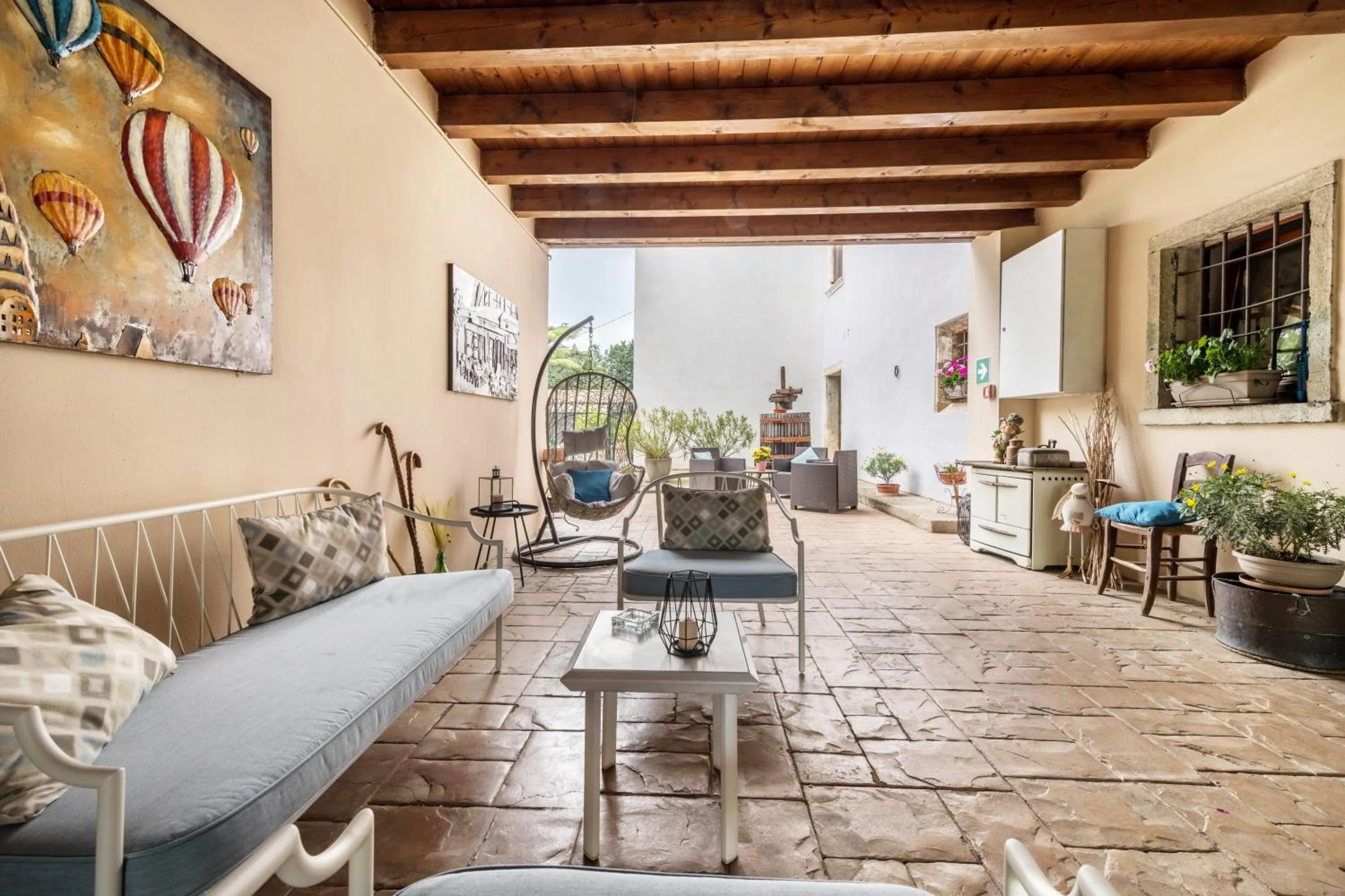 Patio in AGRITURISMO COLOMBARE TEBOI