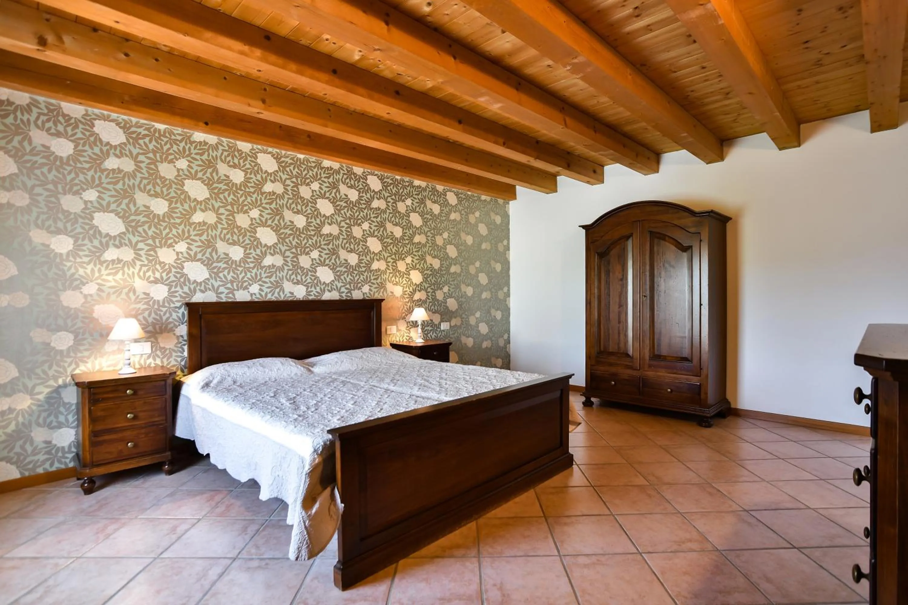 Bedroom, Bed in AGRITURISMO COLOMBARE TEBOI