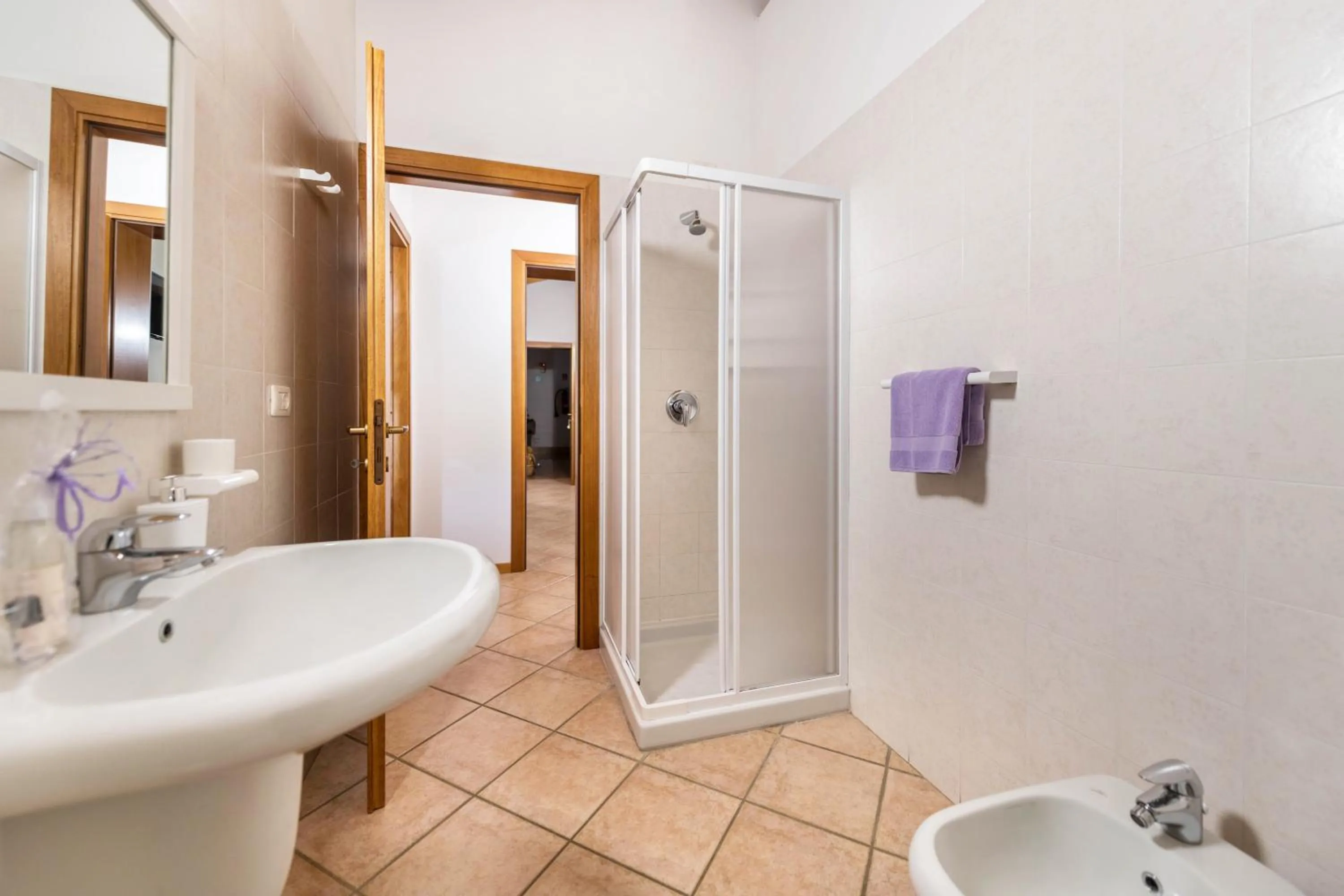 Bathroom in AGRITURISMO COLOMBARE TEBOI