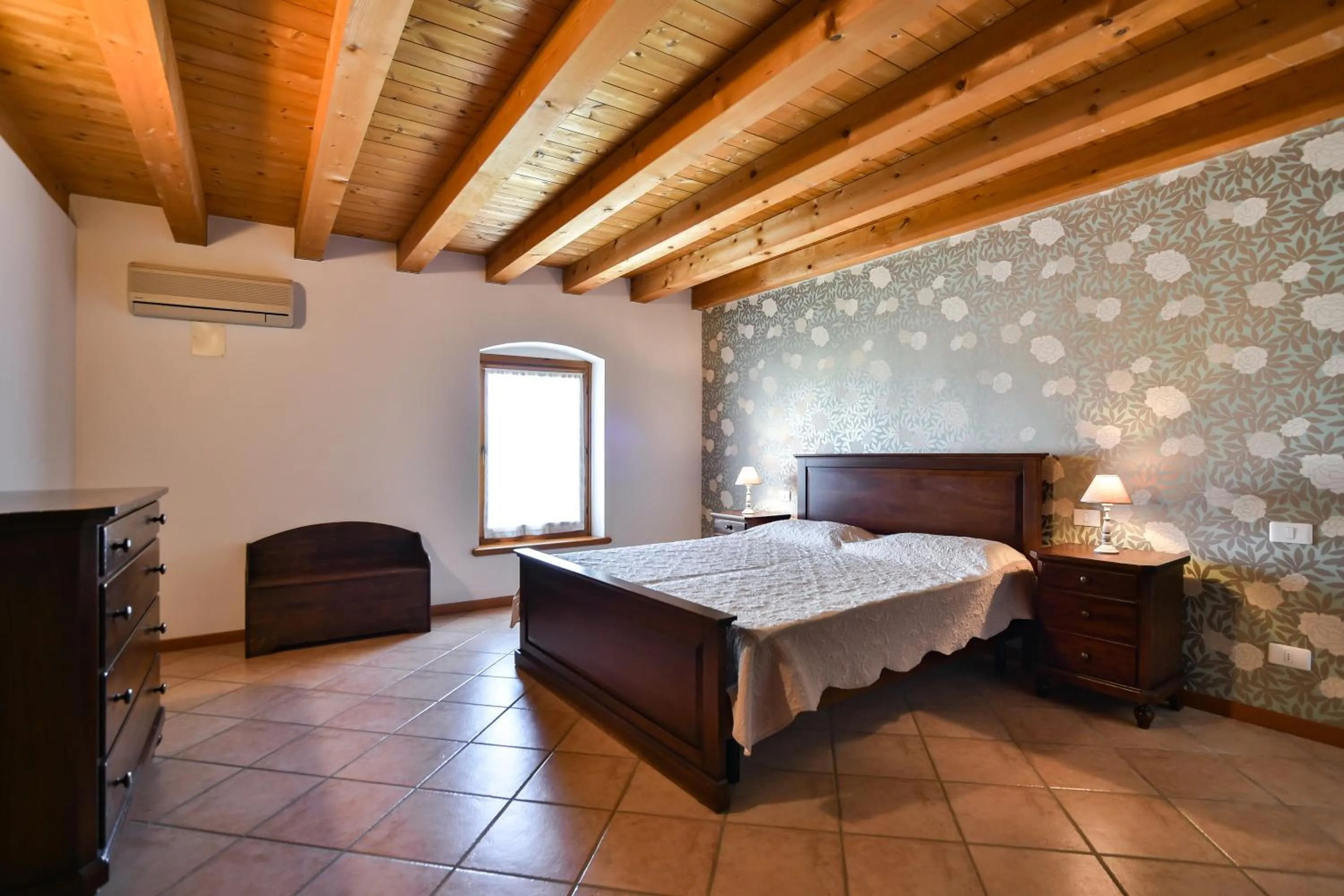 Bedroom, Bed in AGRITURISMO COLOMBARE TEBOI