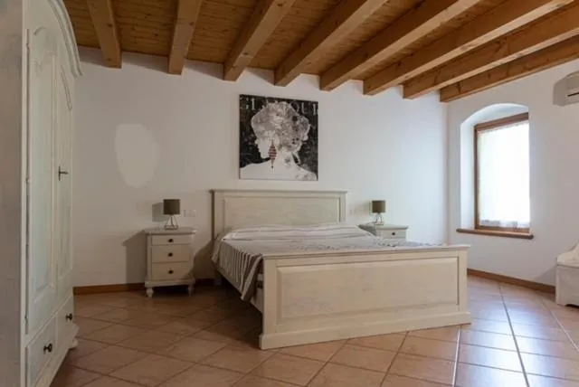 Bedroom, Bed in AGRITURISMO COLOMBARE TEBOI