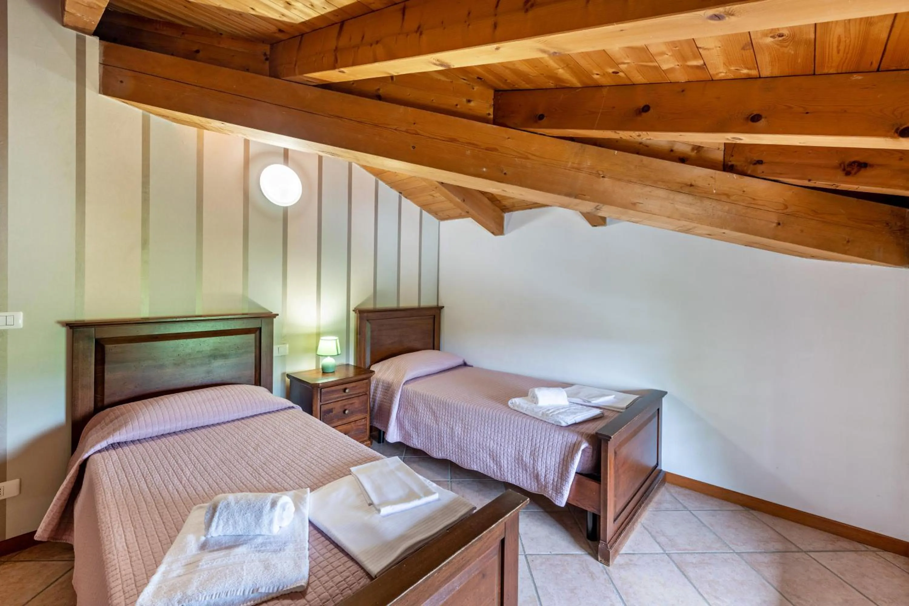 Bedroom, Bed in AGRITURISMO COLOMBARE TEBOI