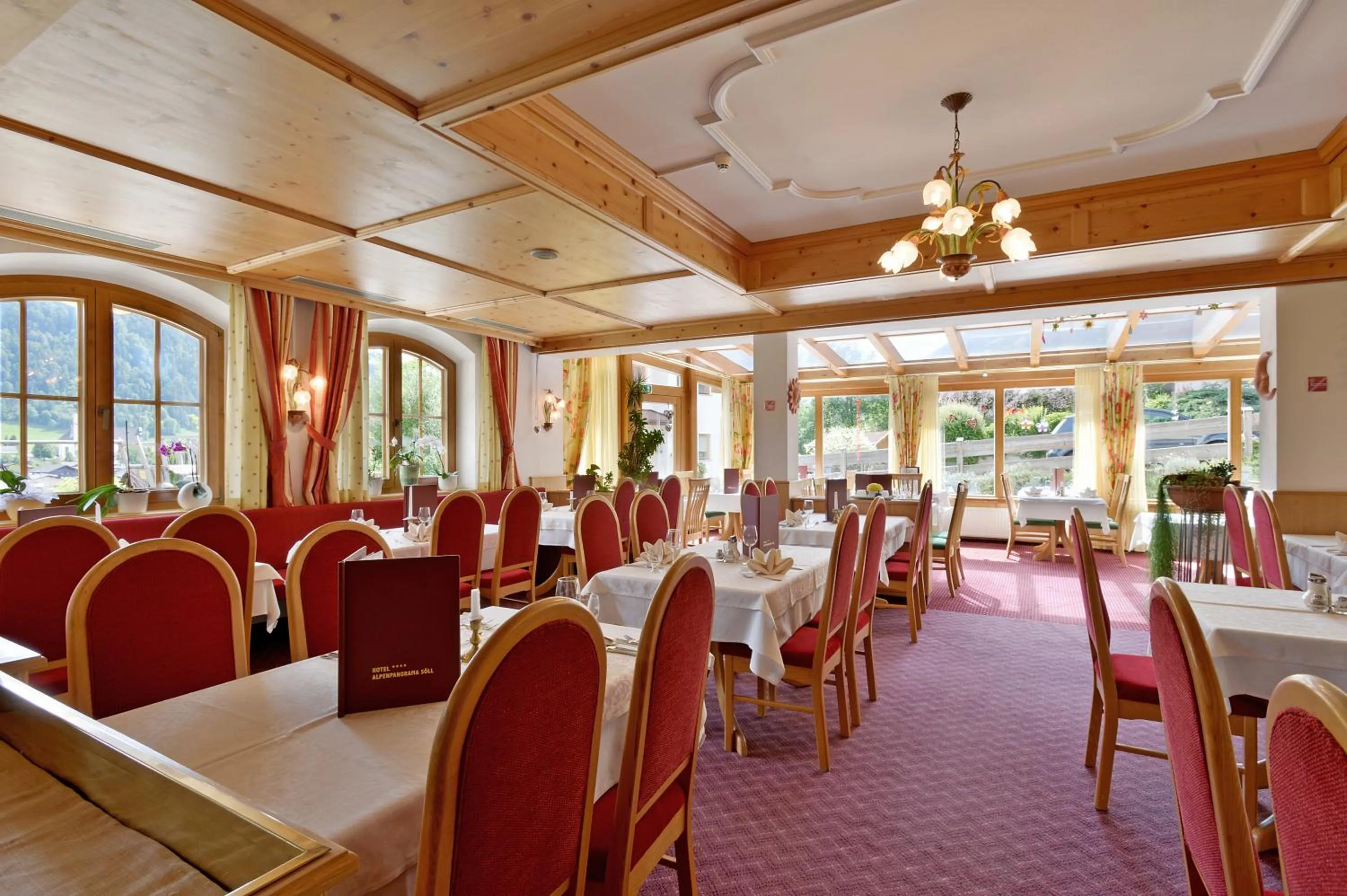 Restaurant/places to eat in Hotel Alpenpanorama