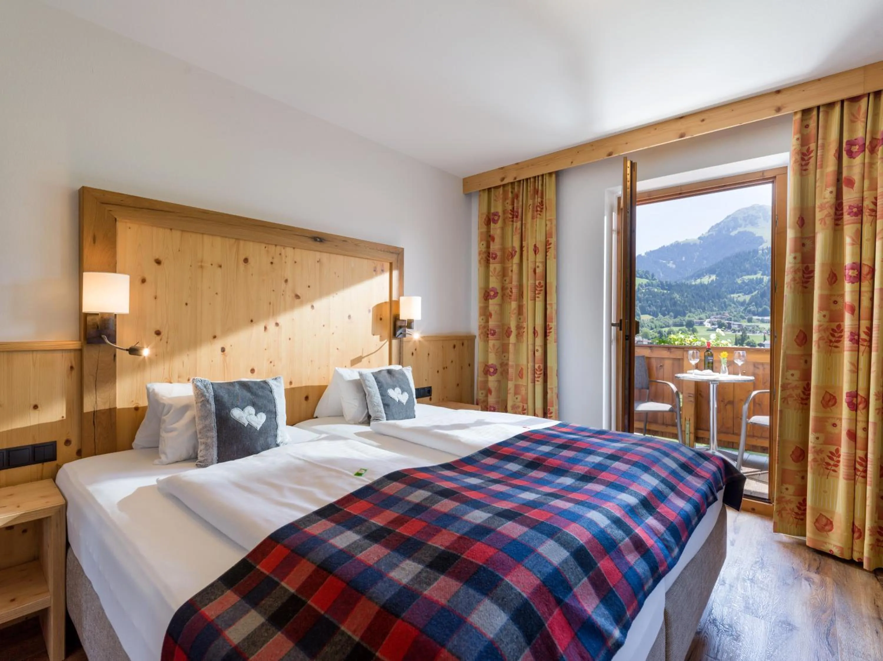 Photo of the whole room, Bed in Hotel Alpenpanorama