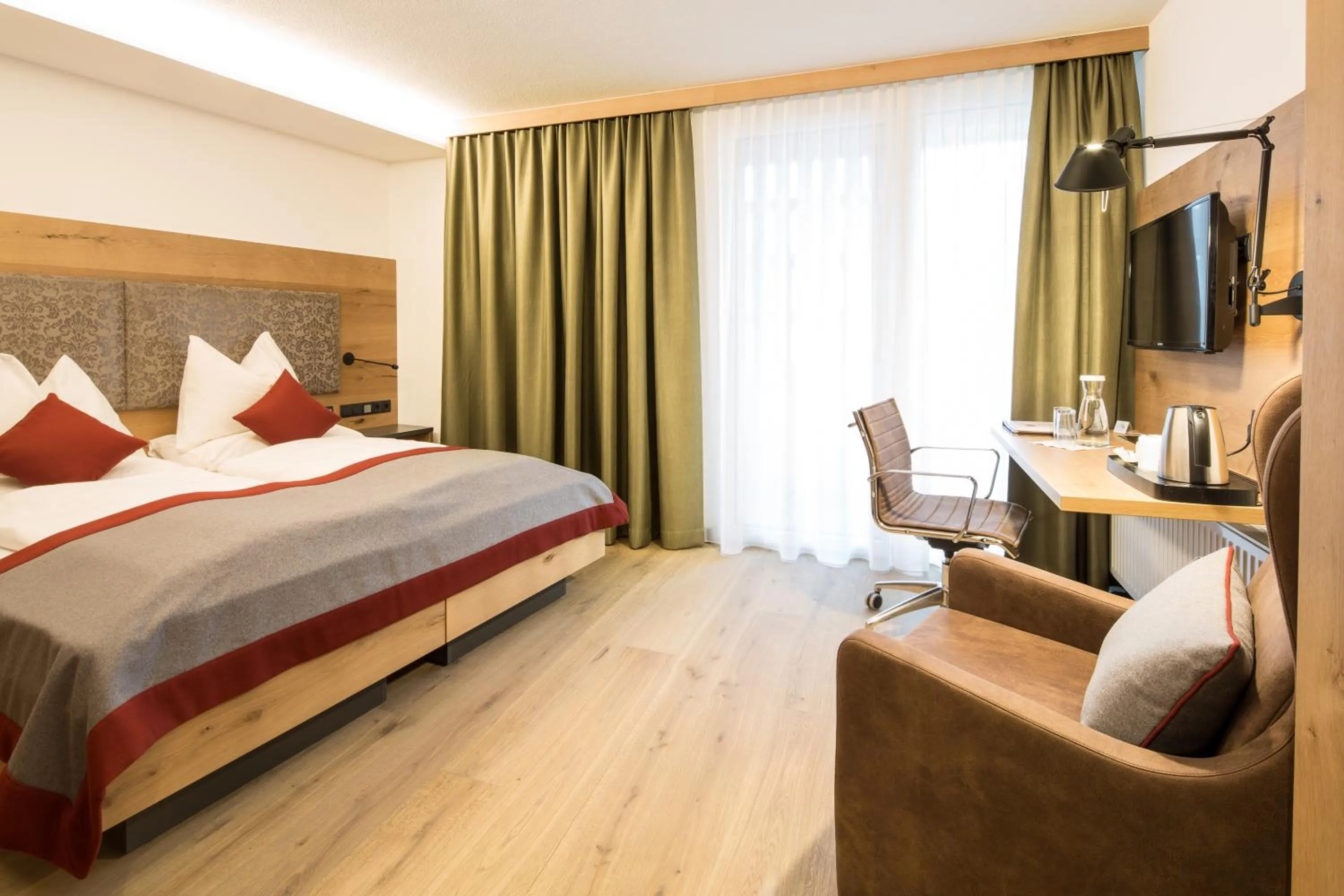 Photo of the whole room, Bed in Sonne 1806 - Hotel am Campus Dornbirn