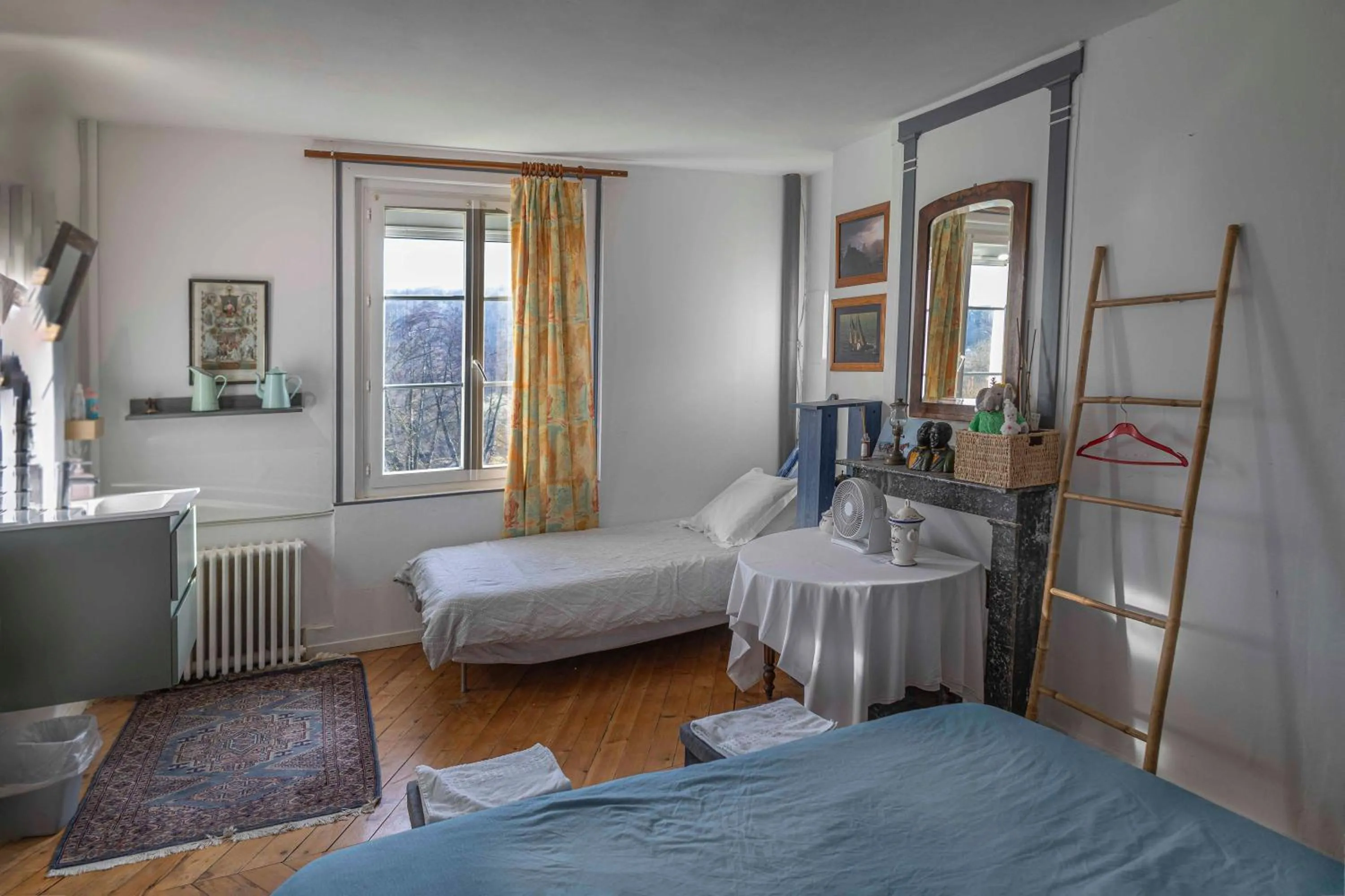 Photo of the whole room, Bed in Chambre d'Hôtes Les Jardins de Marie, SCI Charles III