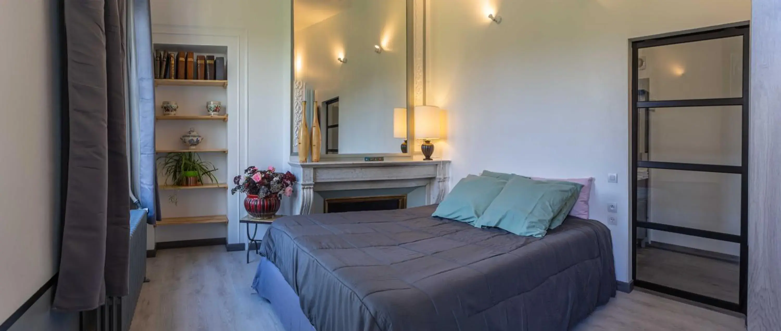 Suite with Garden View in Chambre d'Hôtes Les Jardins de Marie, SCI Charles III Suite with Garden View in Chambre d'Hôtes Les Jardins de Marie, SCI Charles III