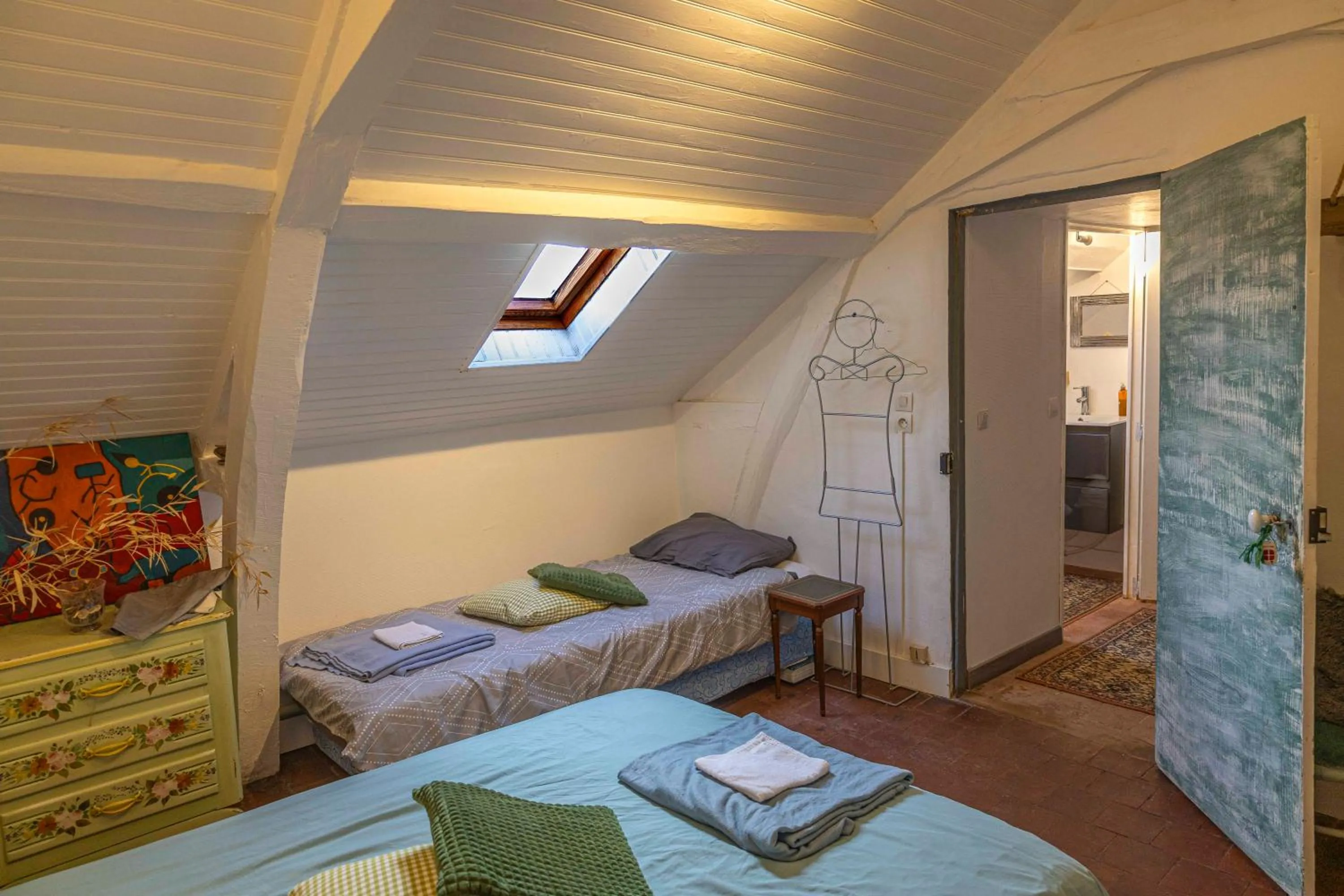 Photo of the whole room, Bed in Chambre d'Hôtes Les Jardins de Marie, SCI Charles III