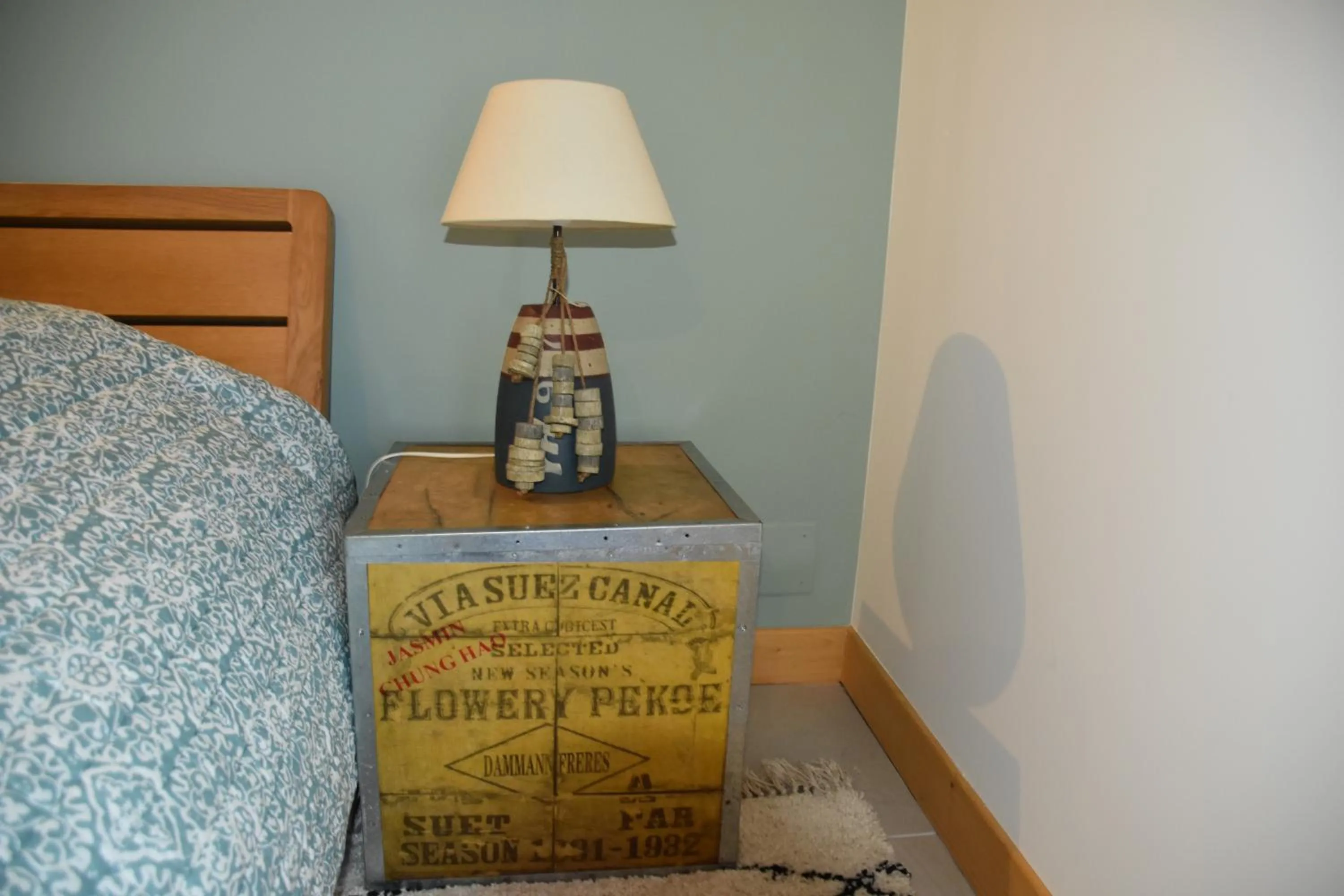Photo of the whole room, Bed in Sherwood