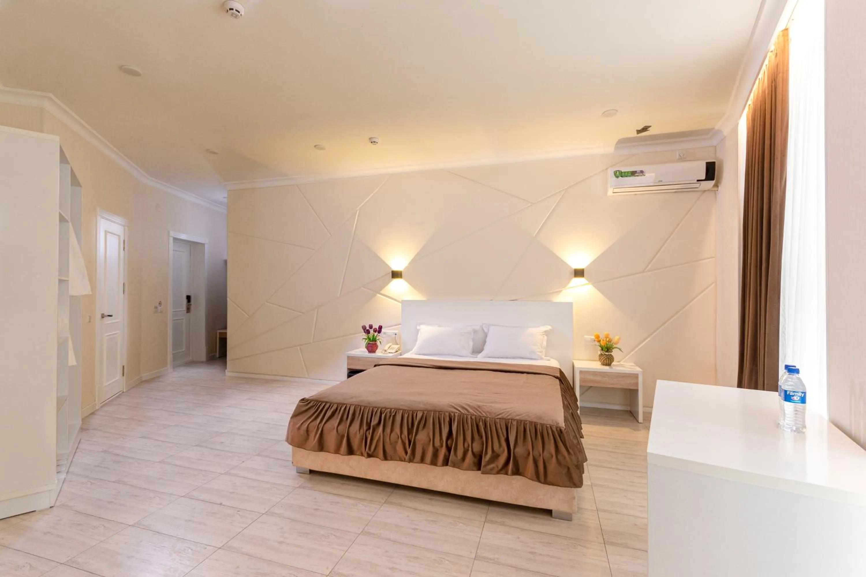 Bed in Tantana Hotel