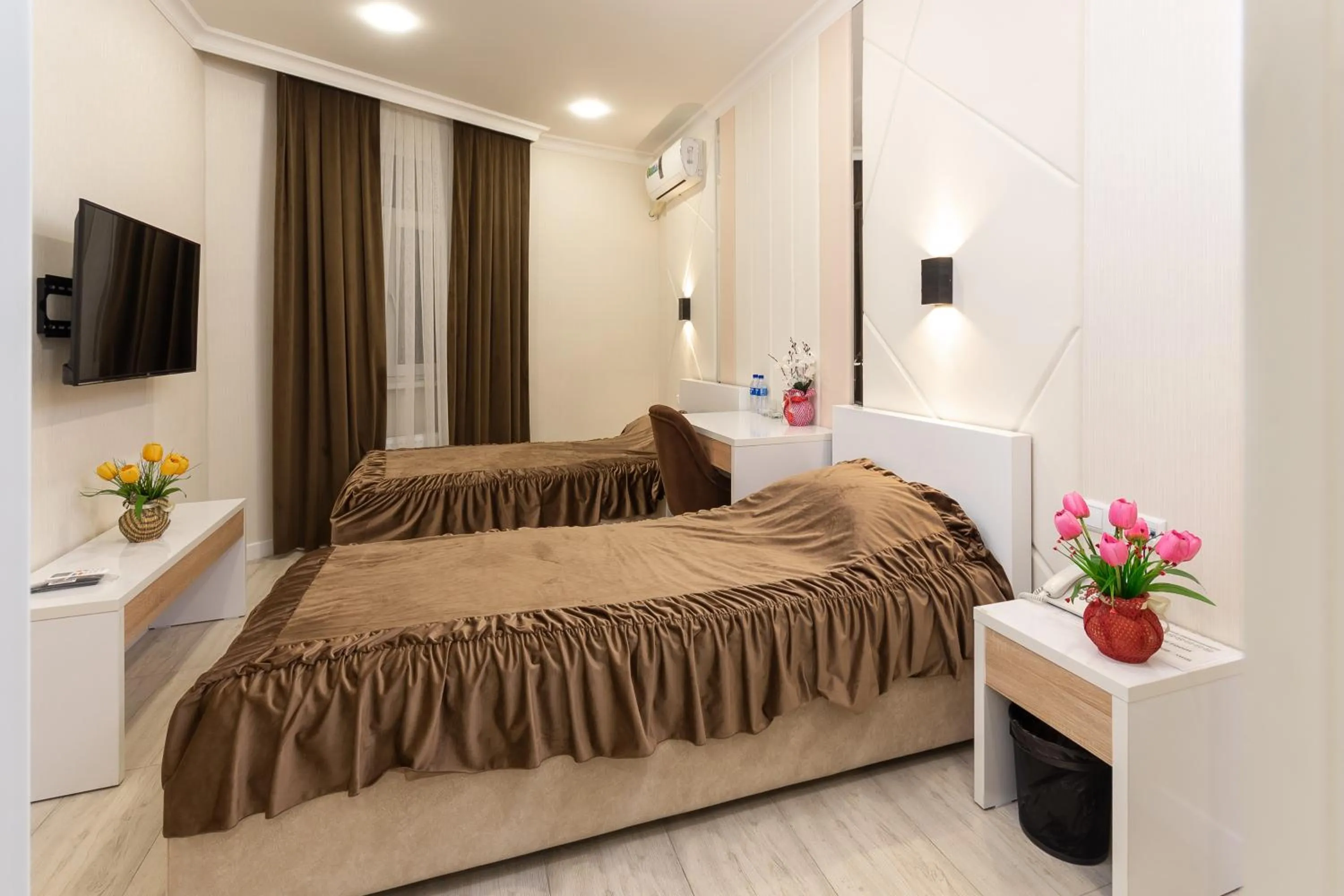 Bed in Tantana Hotel