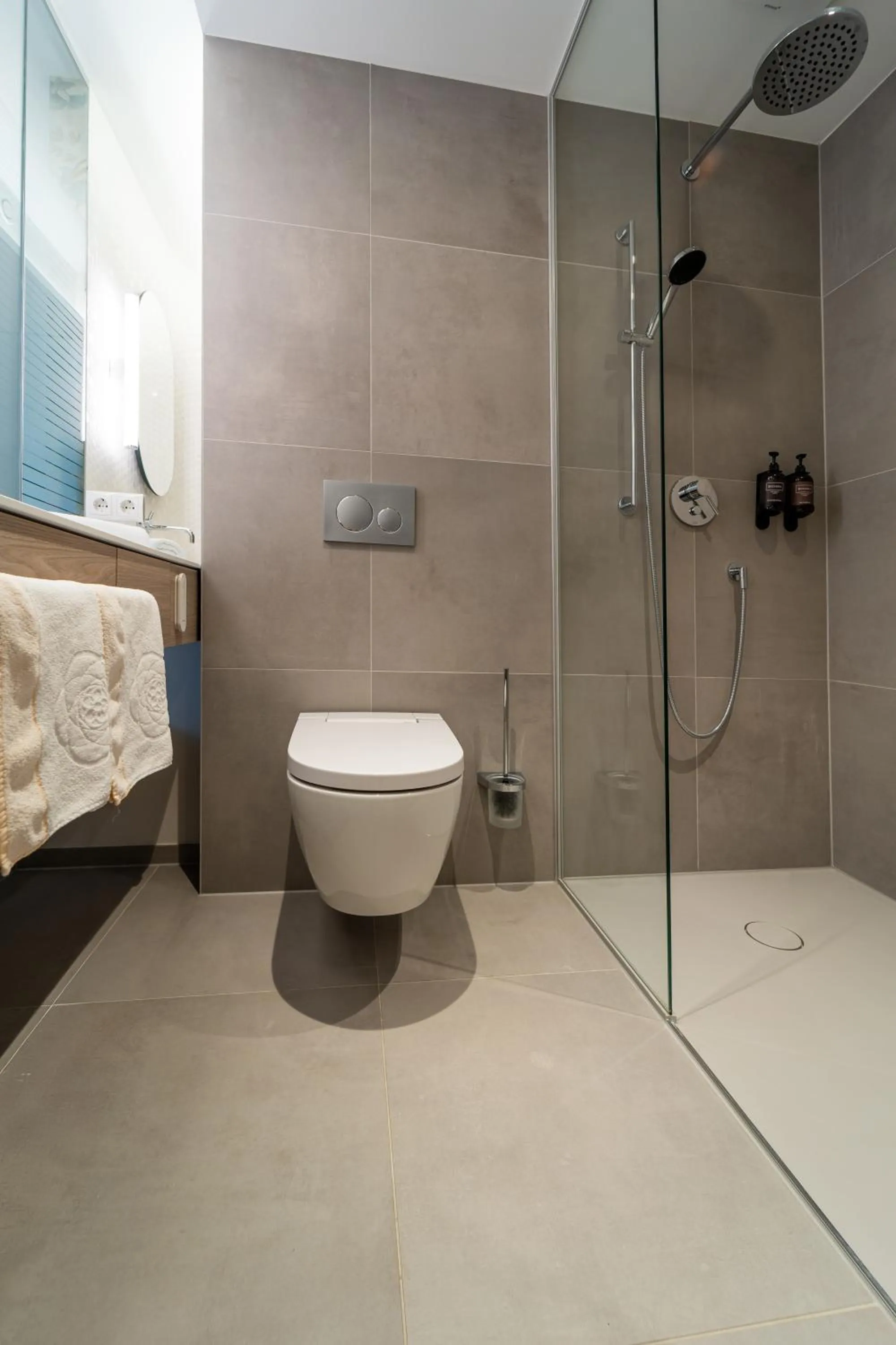 Bathroom in Amadeo Hotel Schaffenrath