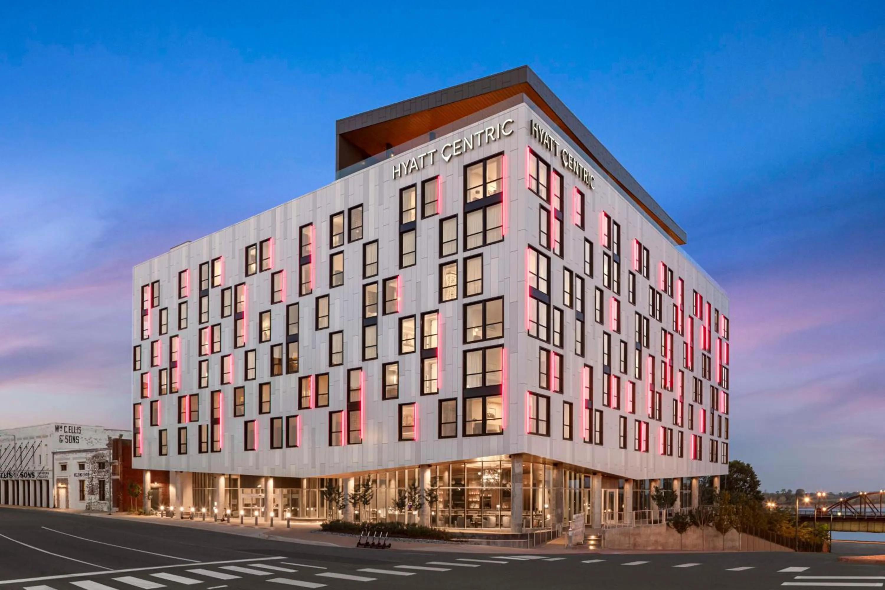 Property building in Hyatt Centric Beale Street Memphis