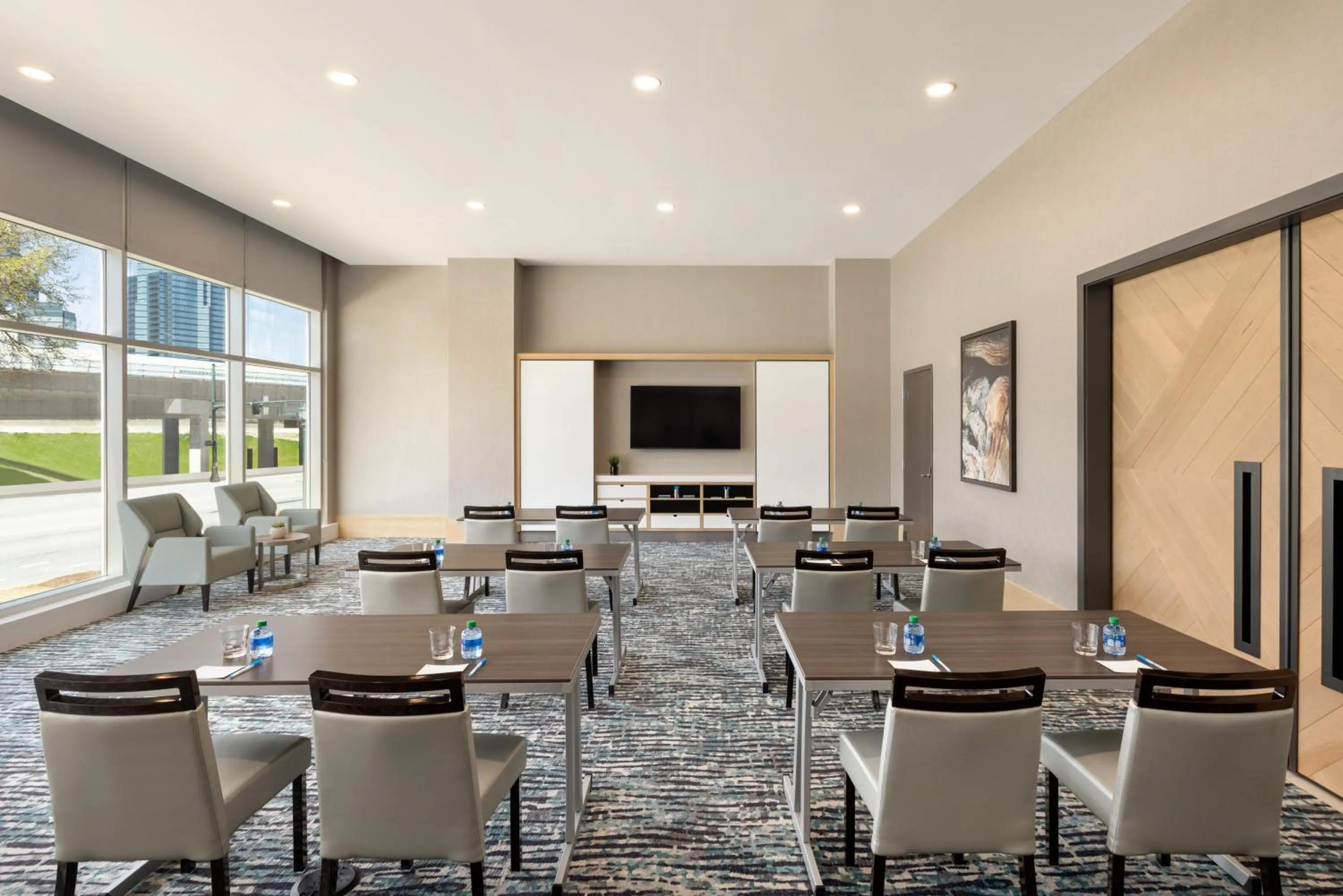 Meeting/conference room in Hyatt House Atlanta Perimeter Center