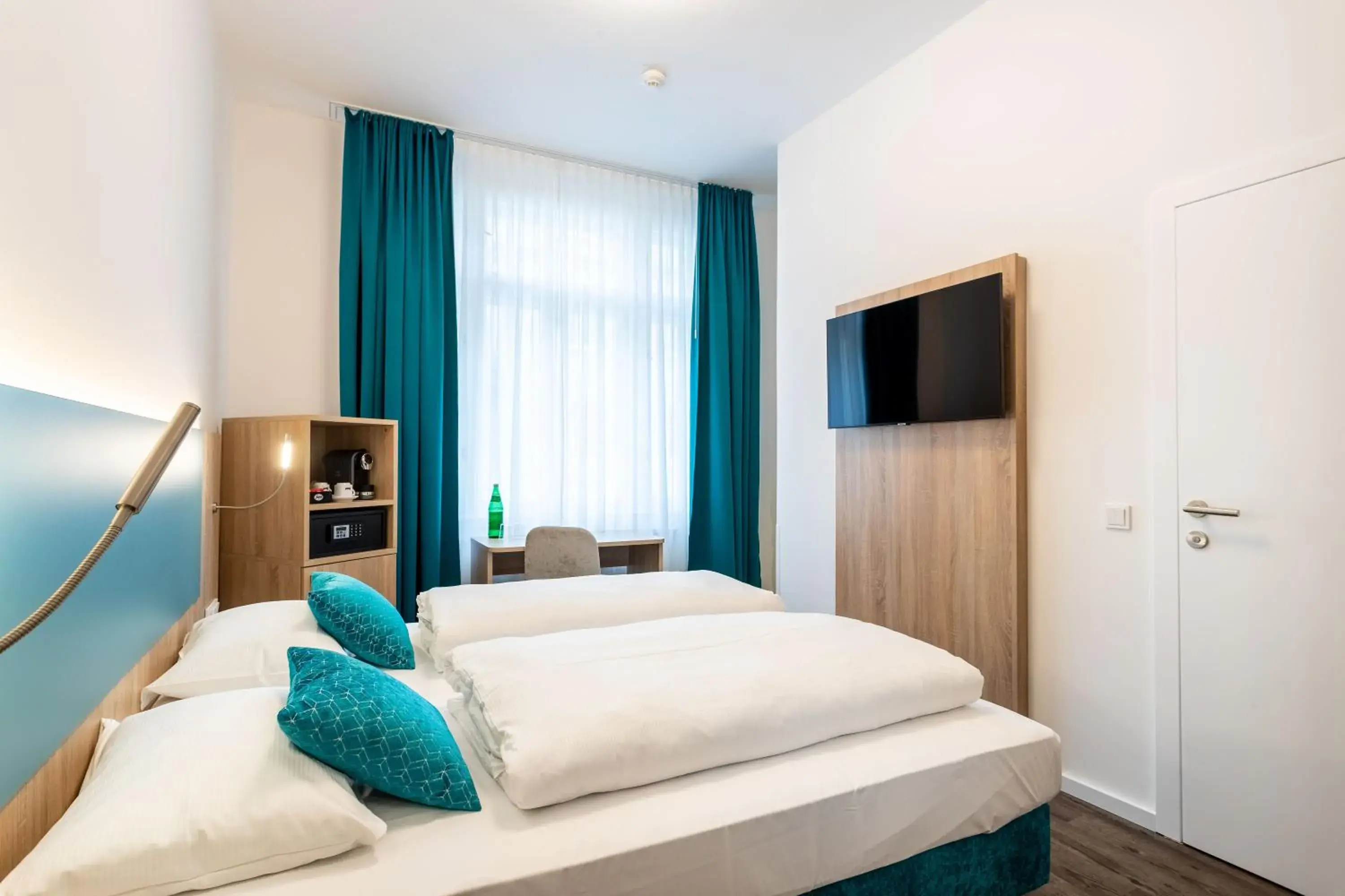 Double Room in DaunTown Rooms - Self Check-In Double Room in DaunTown Rooms - Self Check-In