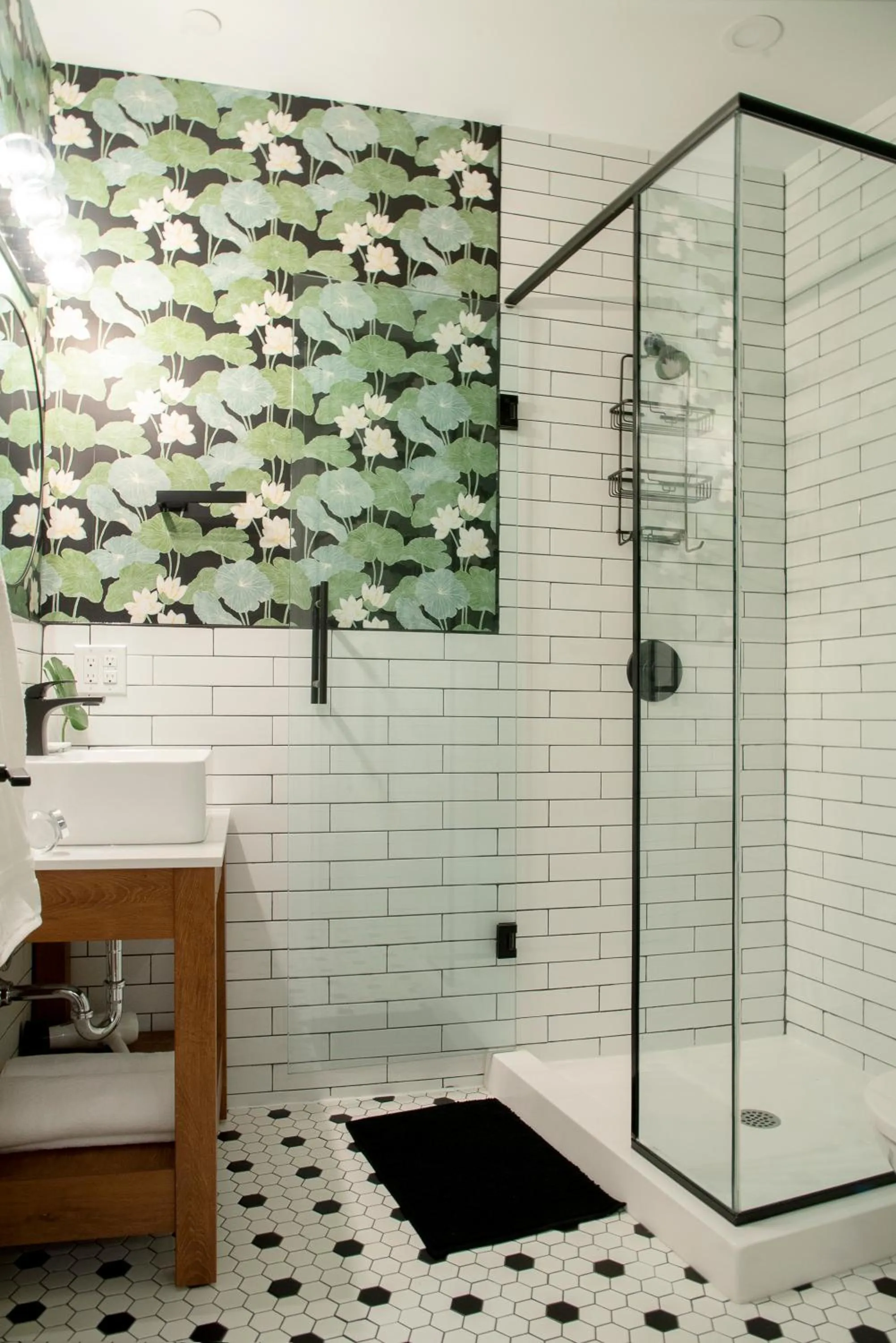 Bathroom in The Juniper Inn