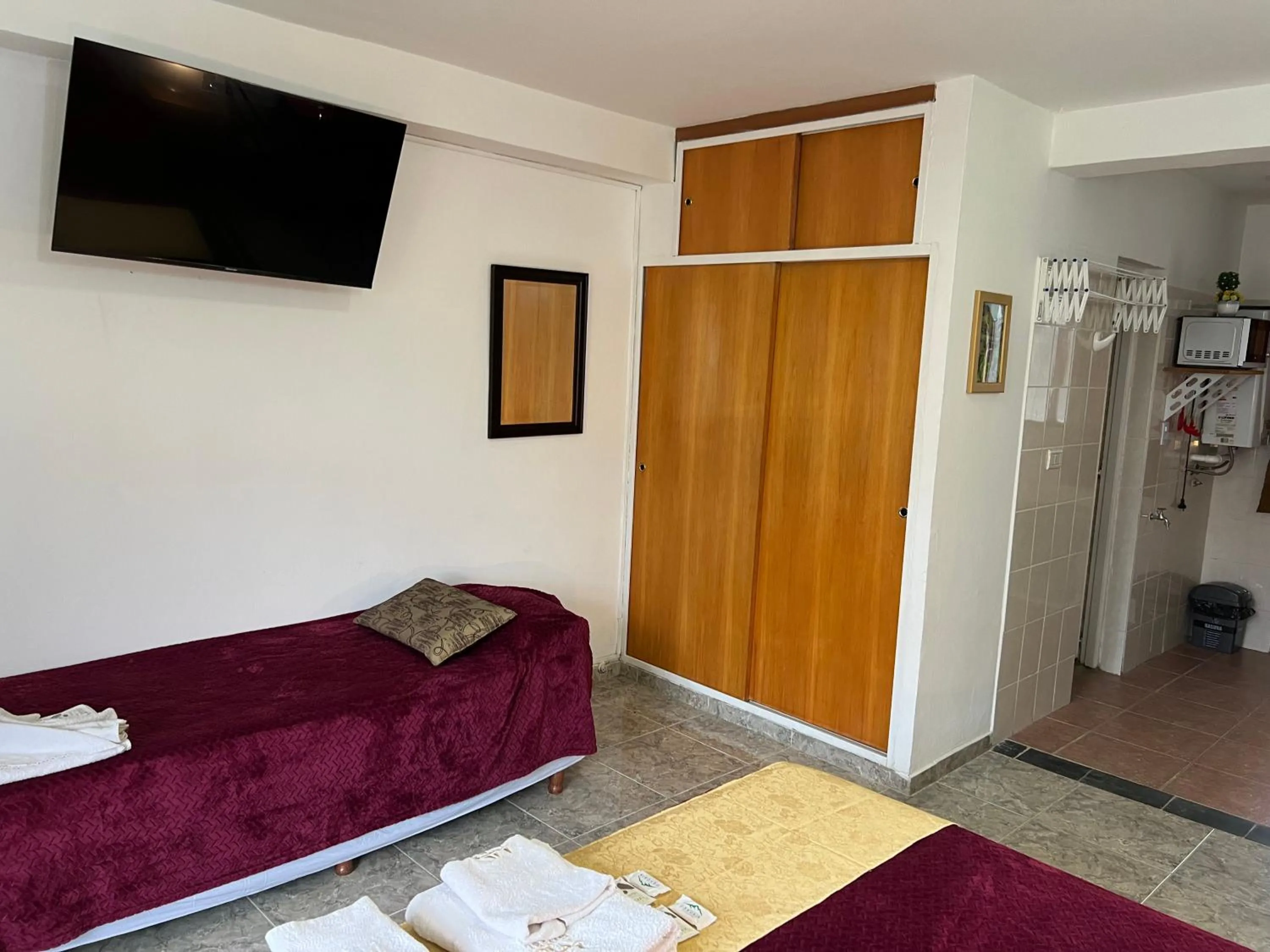 Photo of the whole room, Bed in MS Hotel Campos 26