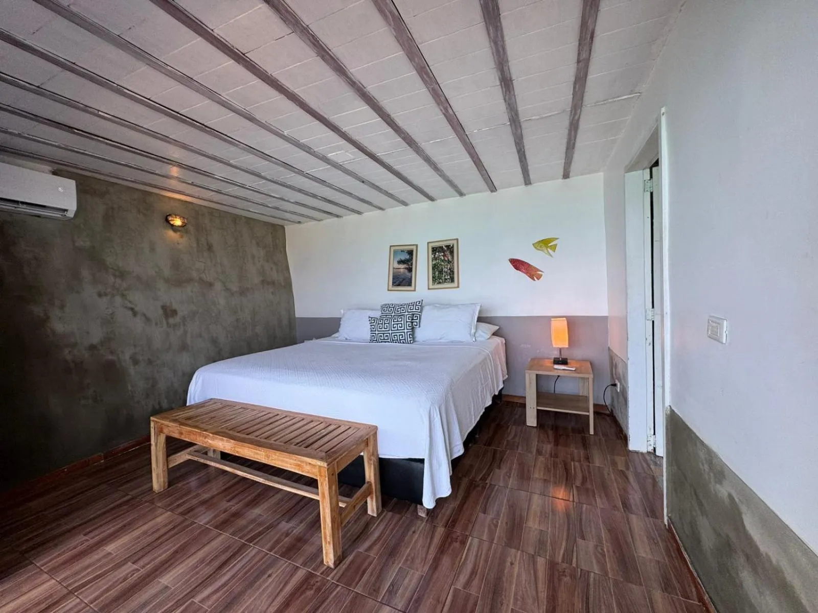 Bedroom, Bed in Rosario EcoHotel - Islas del Rosario