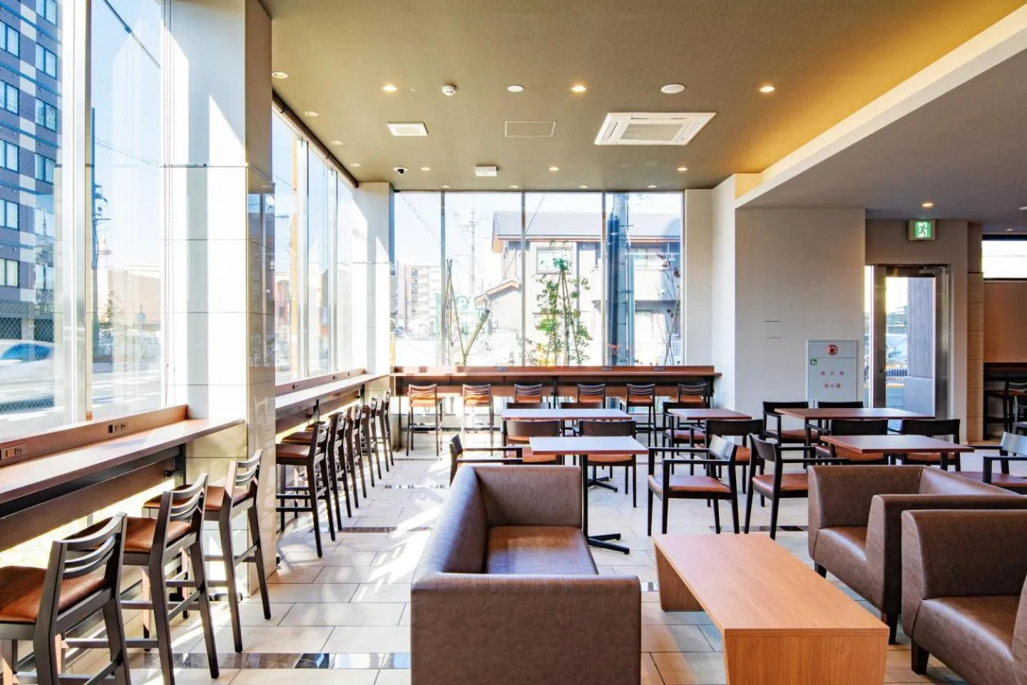 Lobby or reception in Hotel Elite Kyoto Staion ---- Previous Kyoto City Gardens Hotel