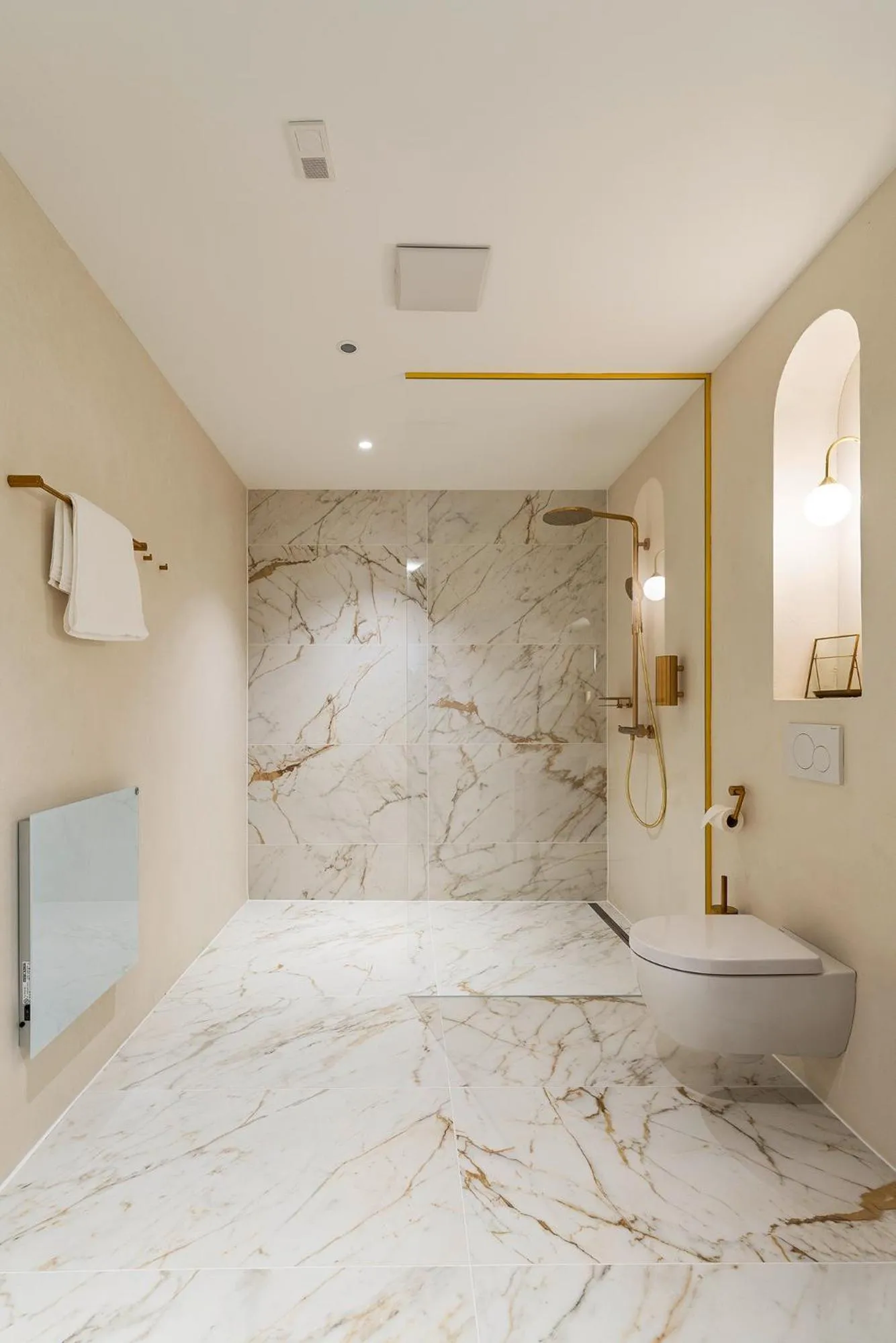 Shower in JS-Balingen
