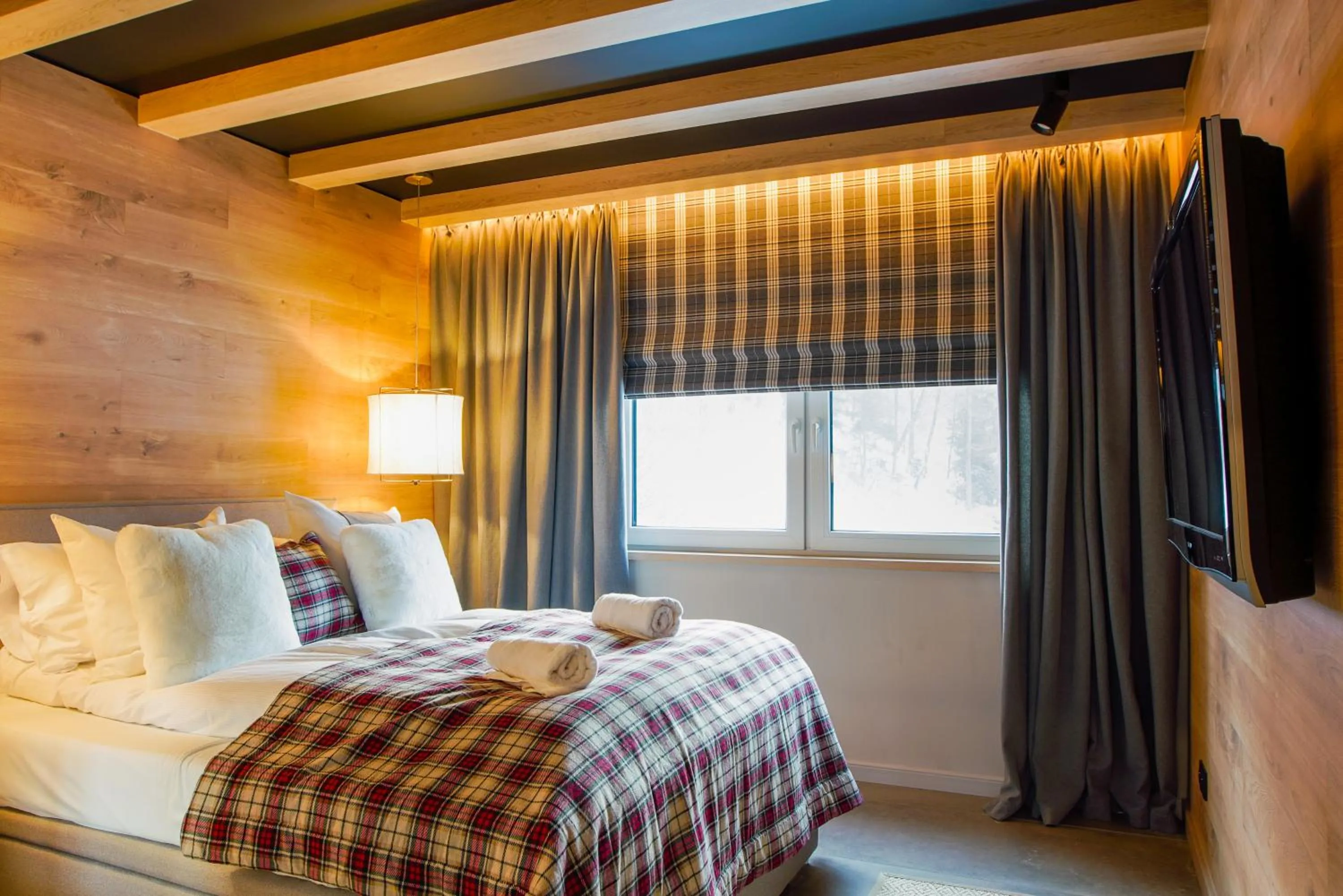 Bed in Apartamenty Pod Stokiem 200 m do kolejki Na Skrzyczne - szczyrk apartamenty