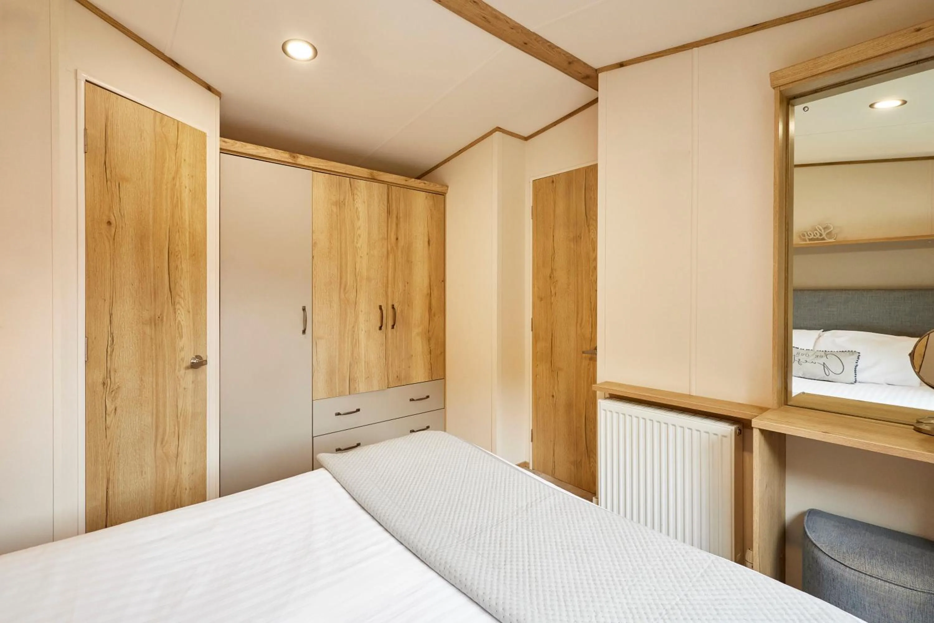 Bed in Squirrel Lodge with Hot Tub