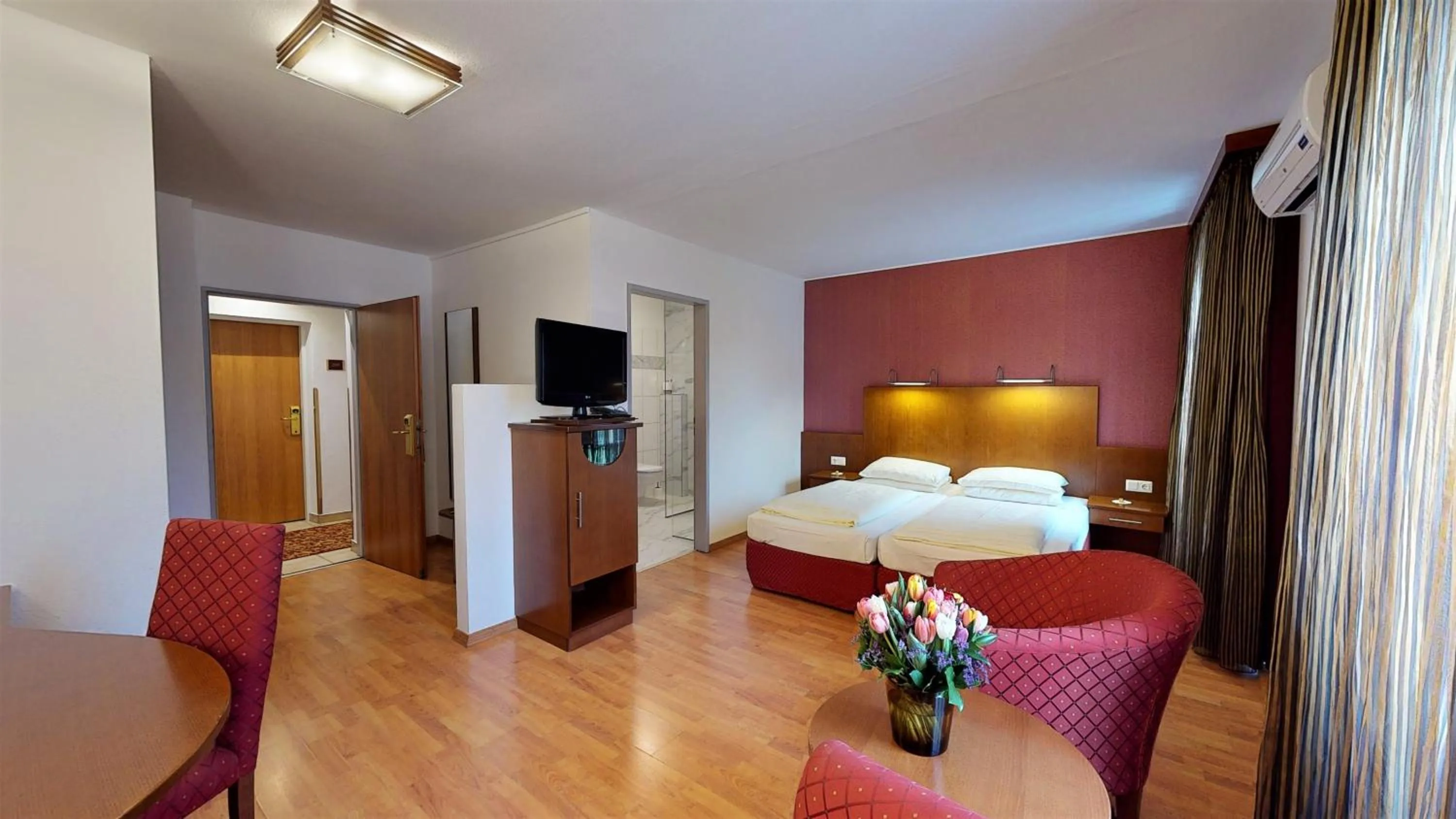Photo of the whole room, Bed in Hotel Via Roma