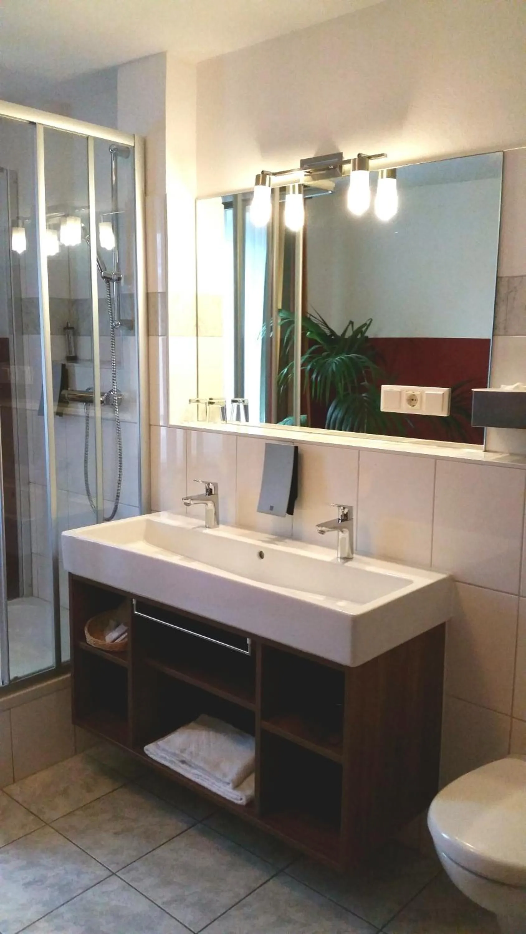 Bathroom in Hotel Via Roma