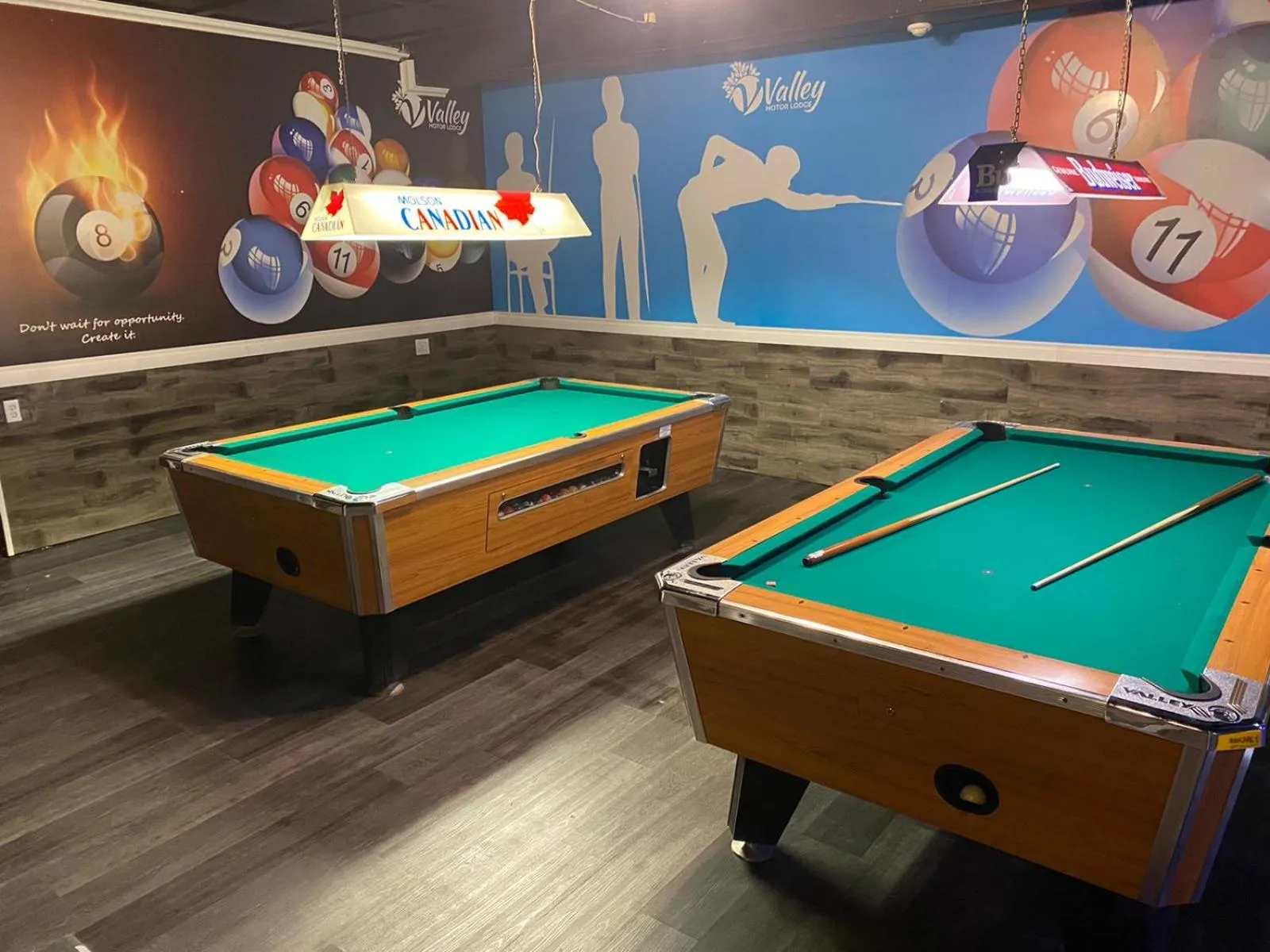 Game Room in Valley Motor Lodge