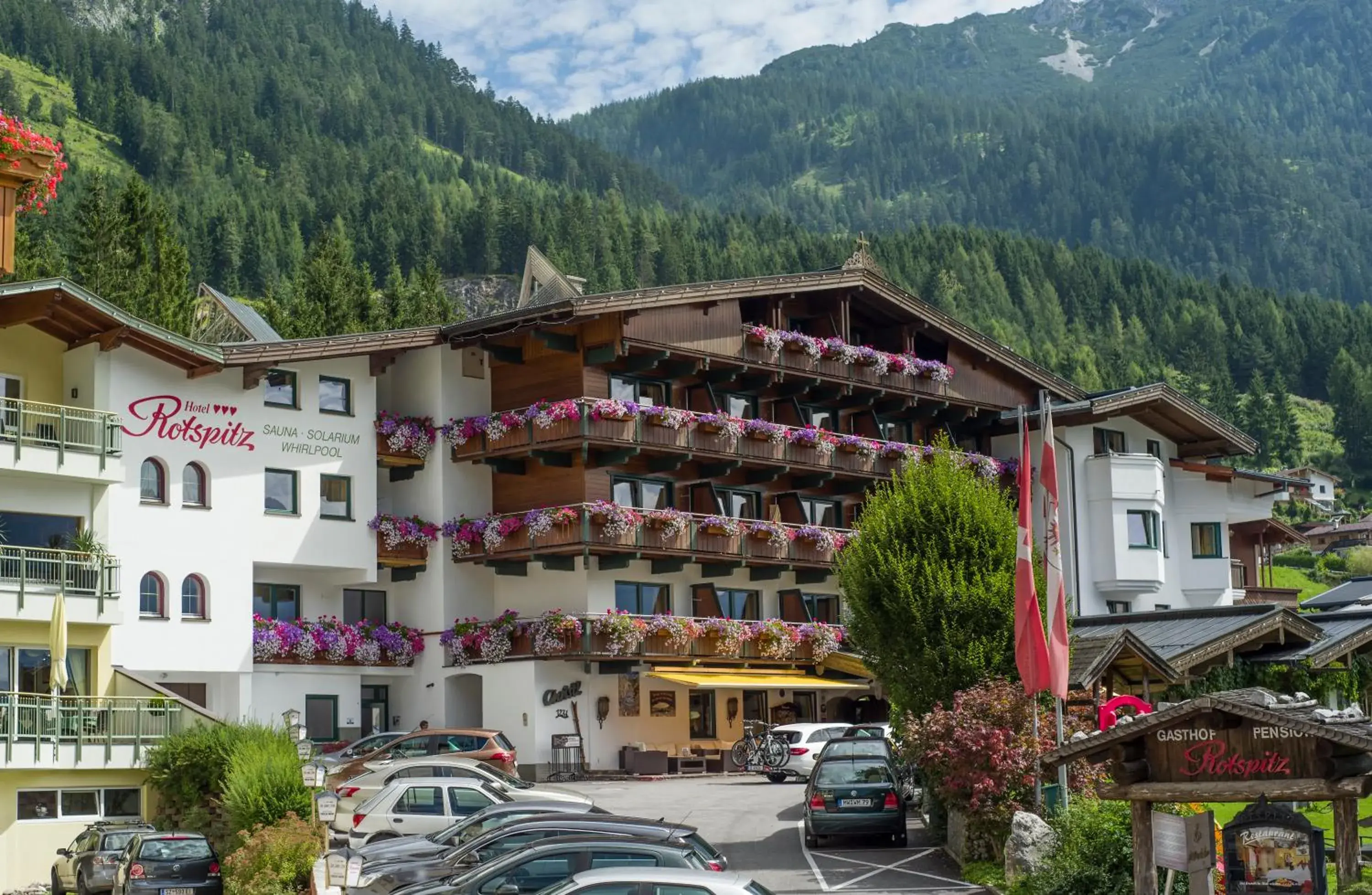 Property Building in Hotel-Pension Rotspitz