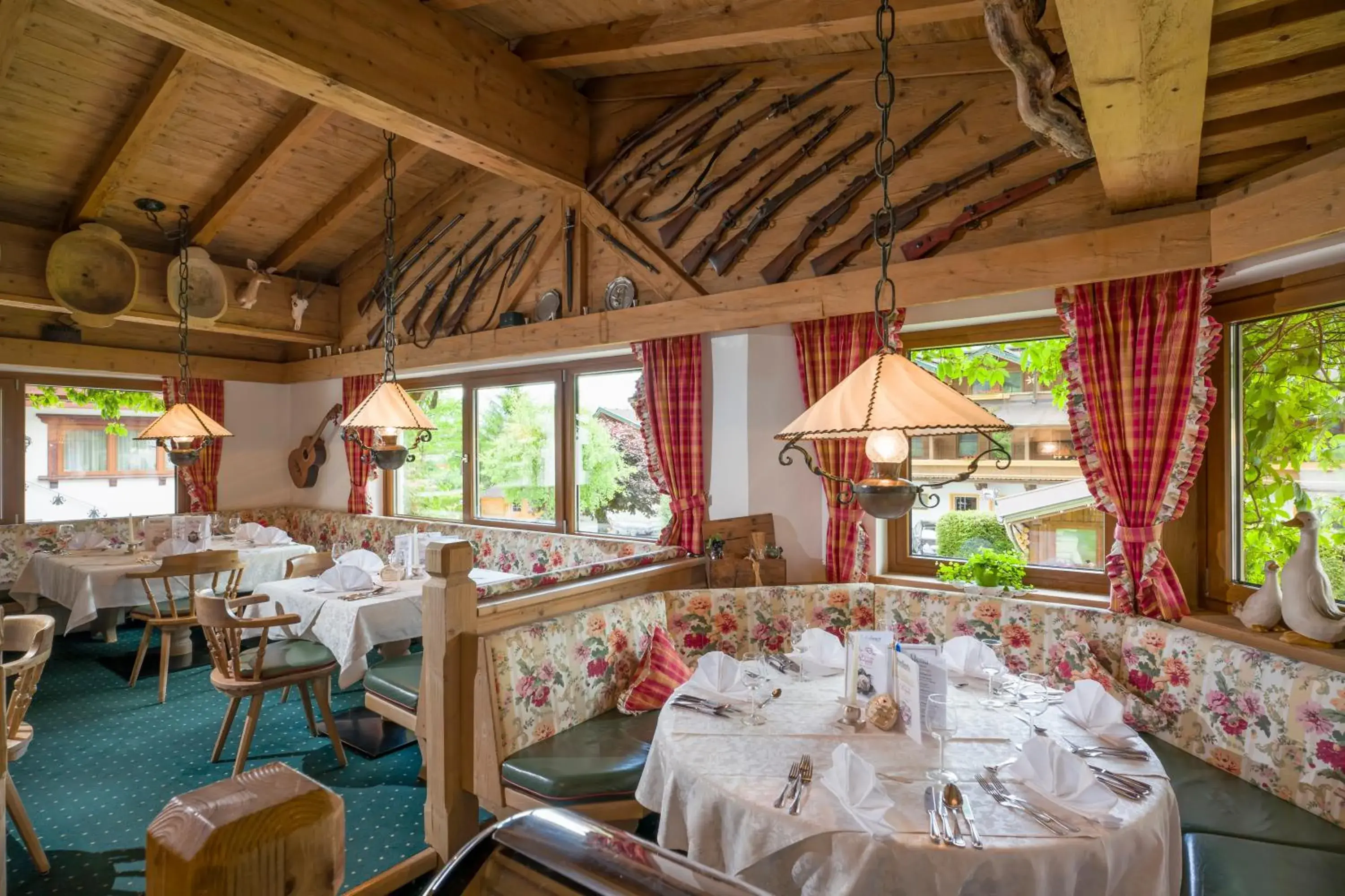 Restaurant/Places to Eat in Hotel-Pension Rotspitz