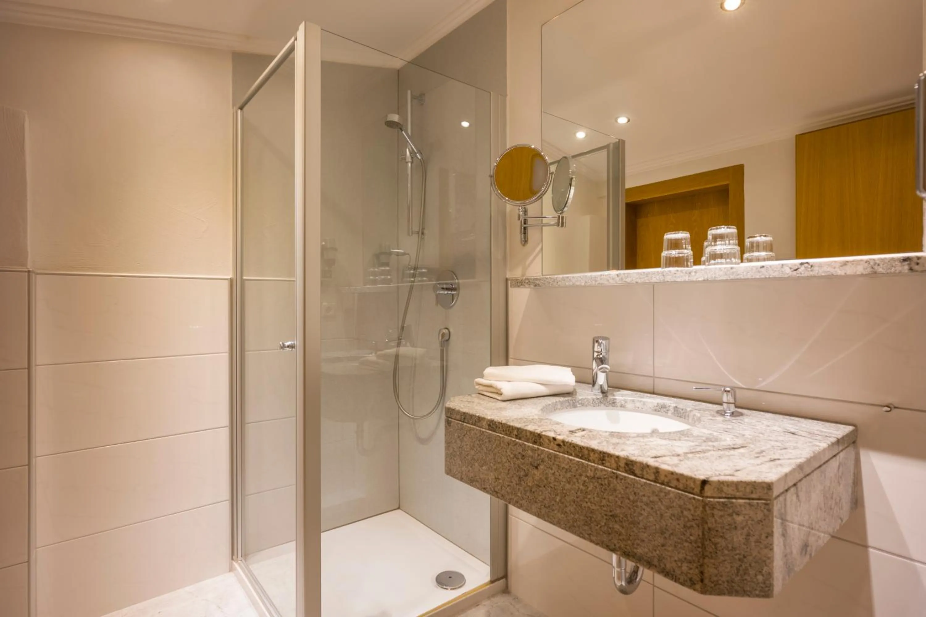 Das Rotspitz Adults - only