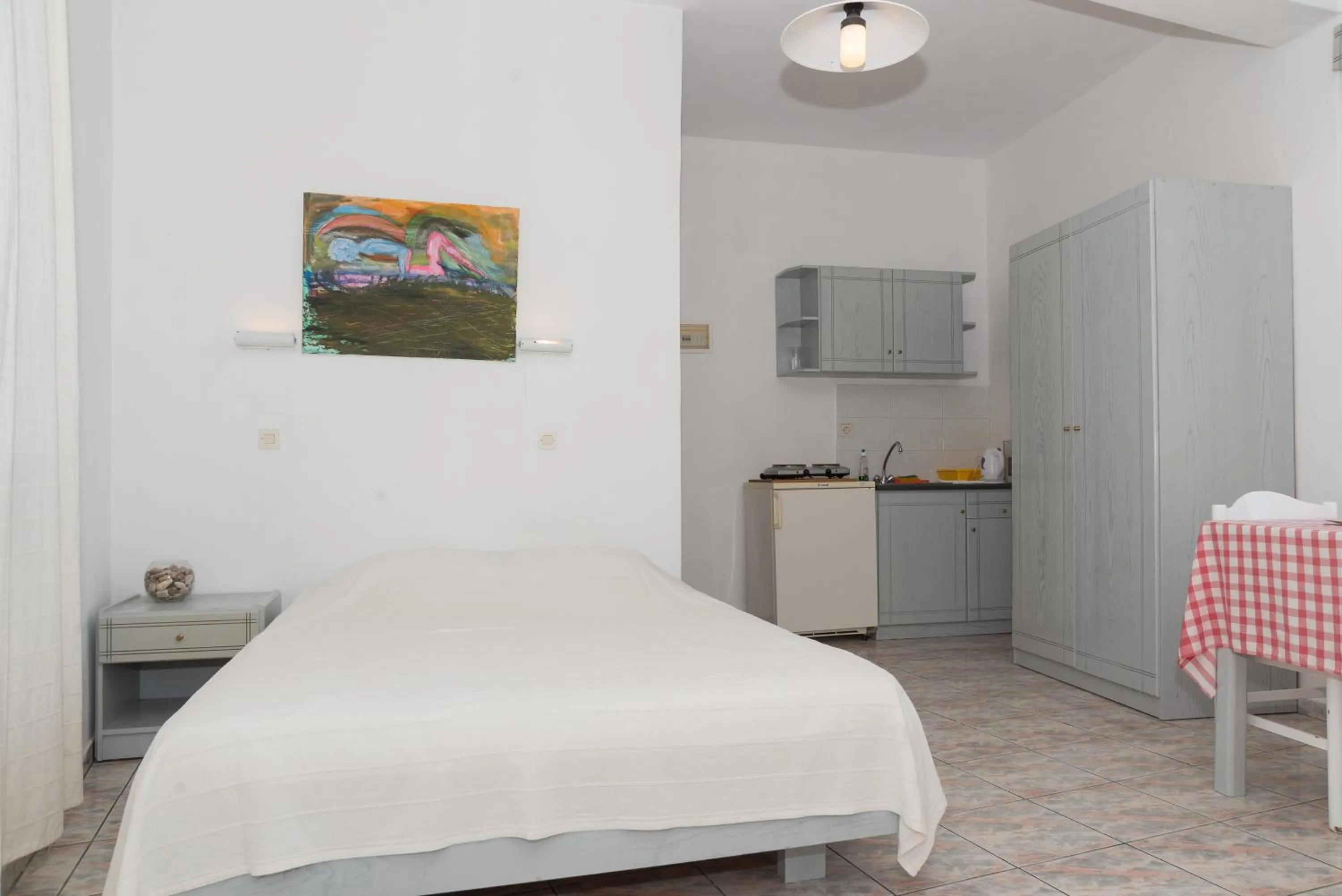 Bed in Captain Manos Studio Apartments
