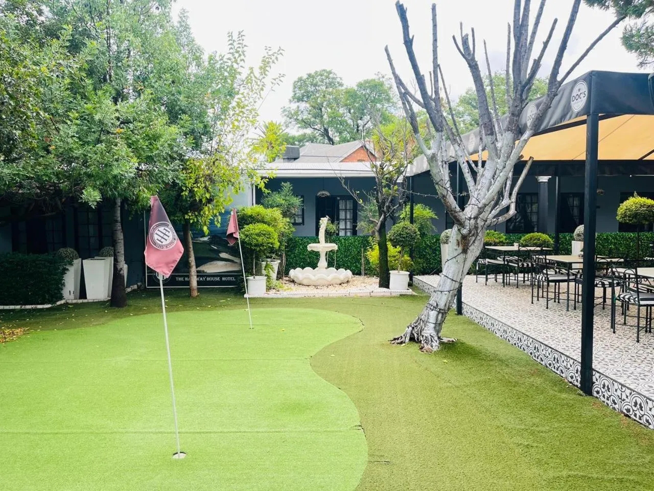 Garden in Halfway House Hotel