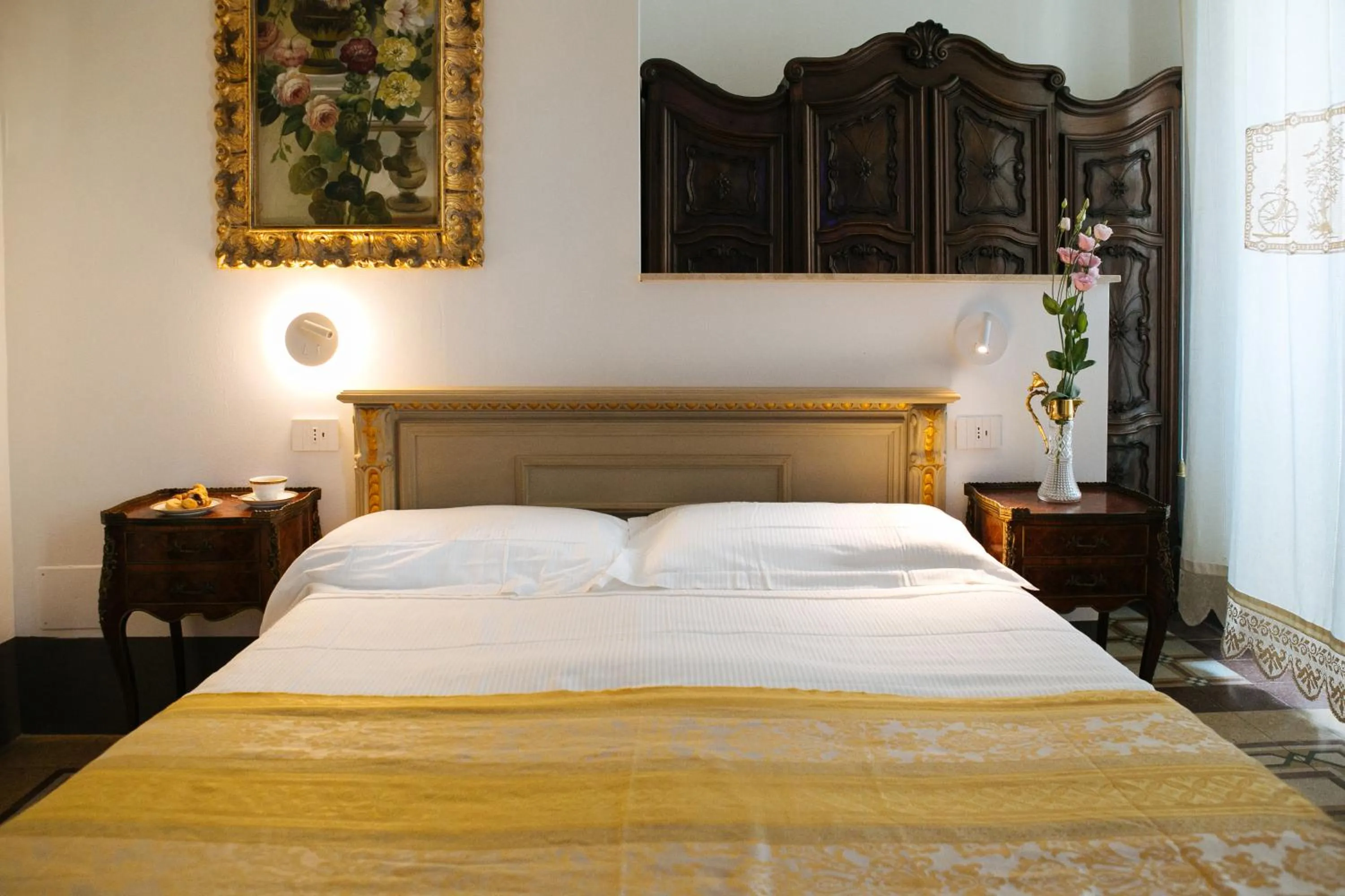 Bedroom, Bed in Domus Socolatae Residenza d'Epoca Charming B&B - Adults Only
