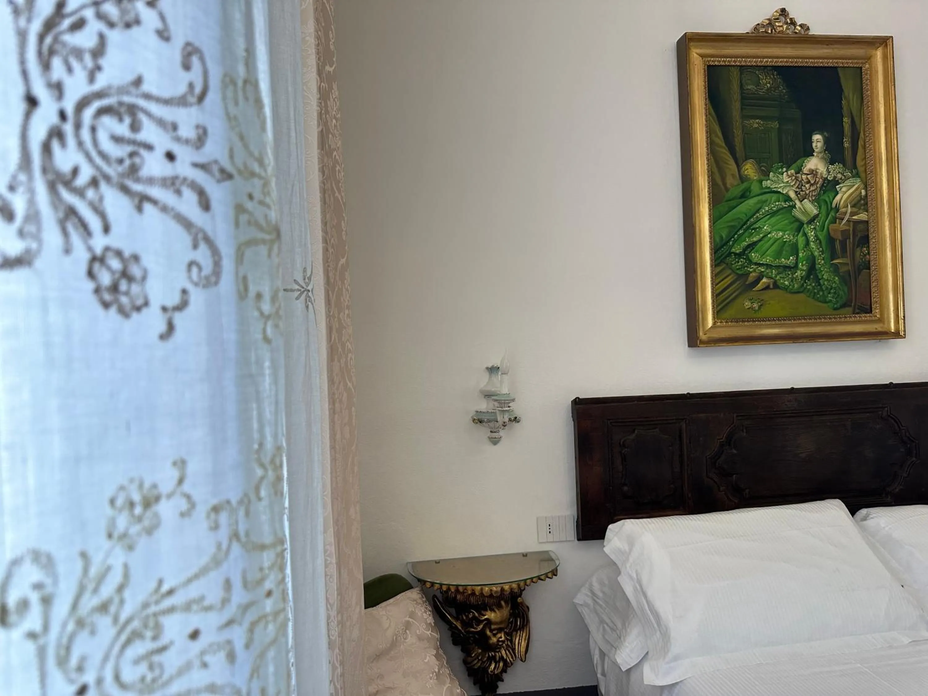 Bedroom, Bed in Domus Socolatae Residenza d'Epoca Charming B&B - Adults Only