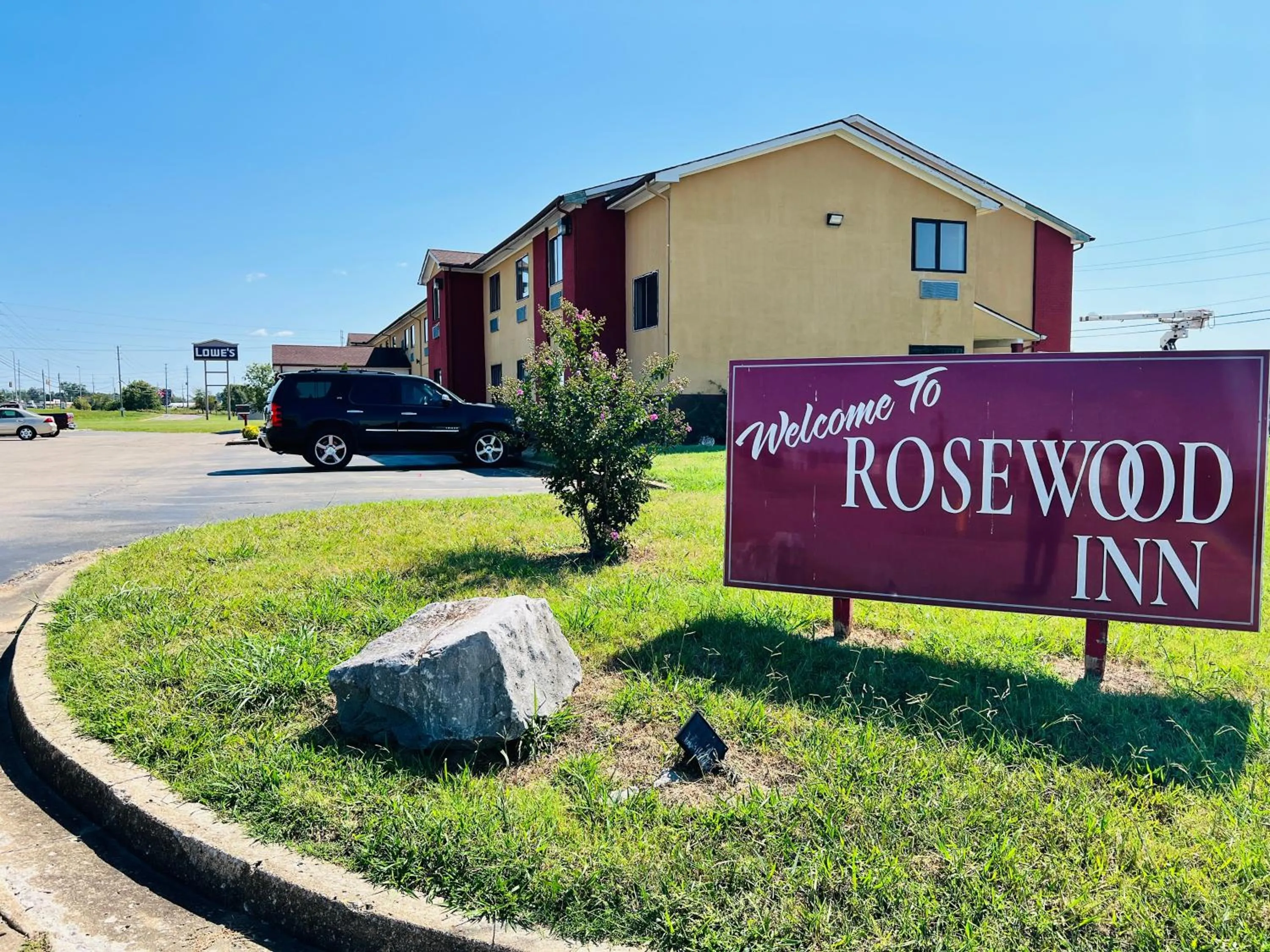 Facade/entrance in Rosewood Inn By OYO Union City I-69