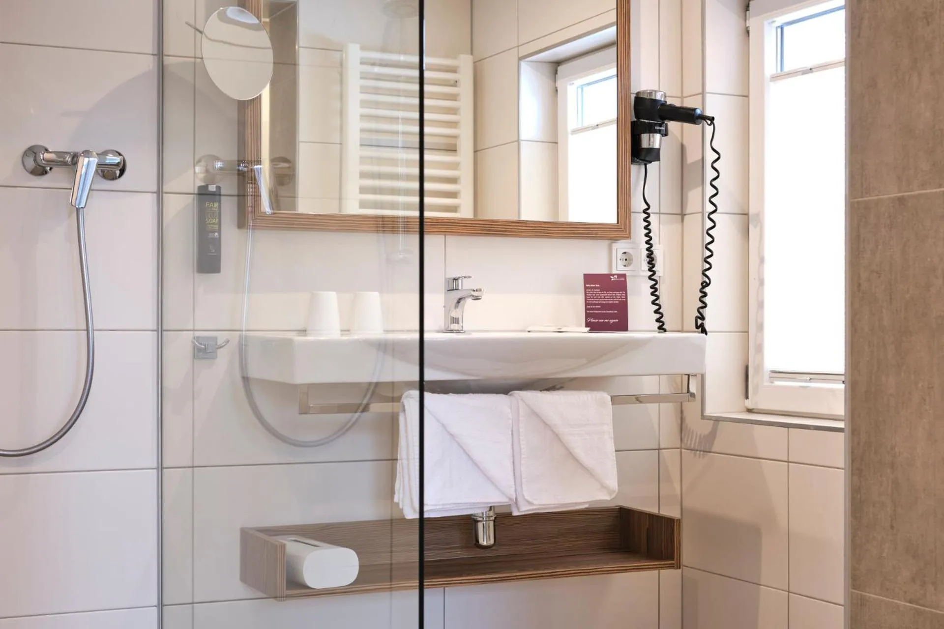 Shower in Genuss- & Aktivhotel Sonnenburg