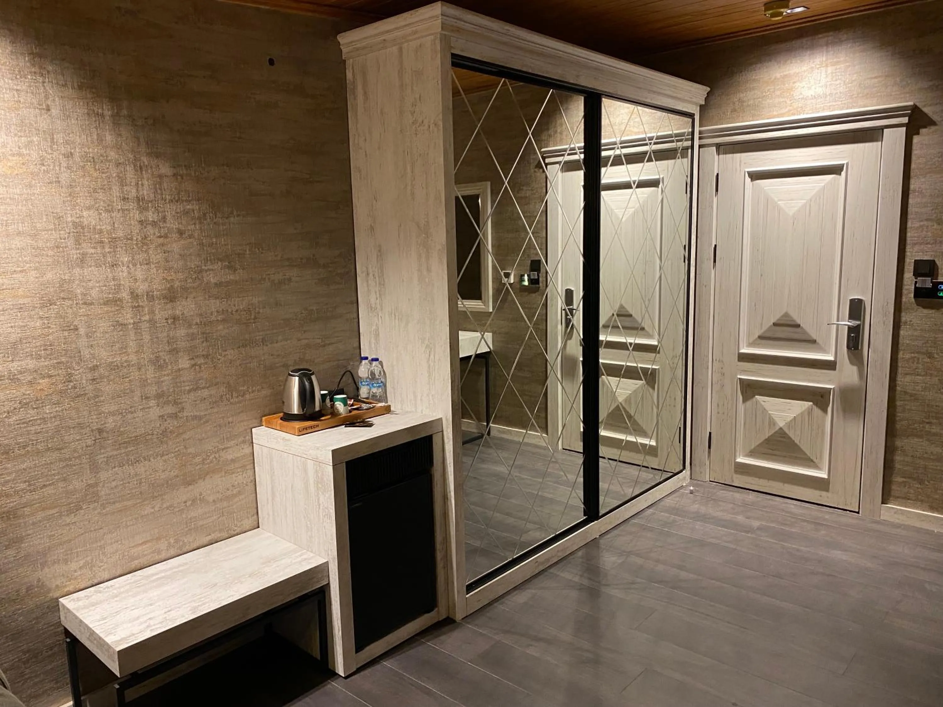 Photo of the whole room in Elifim Resort Hotel