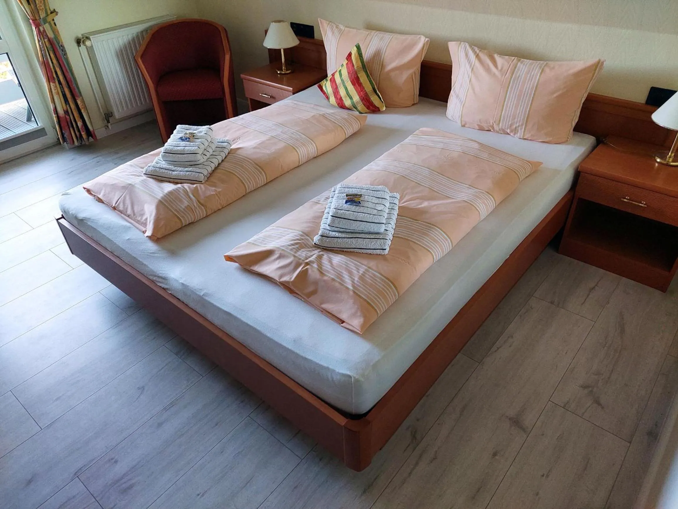 Bed in Hotel Zur Fischerklause