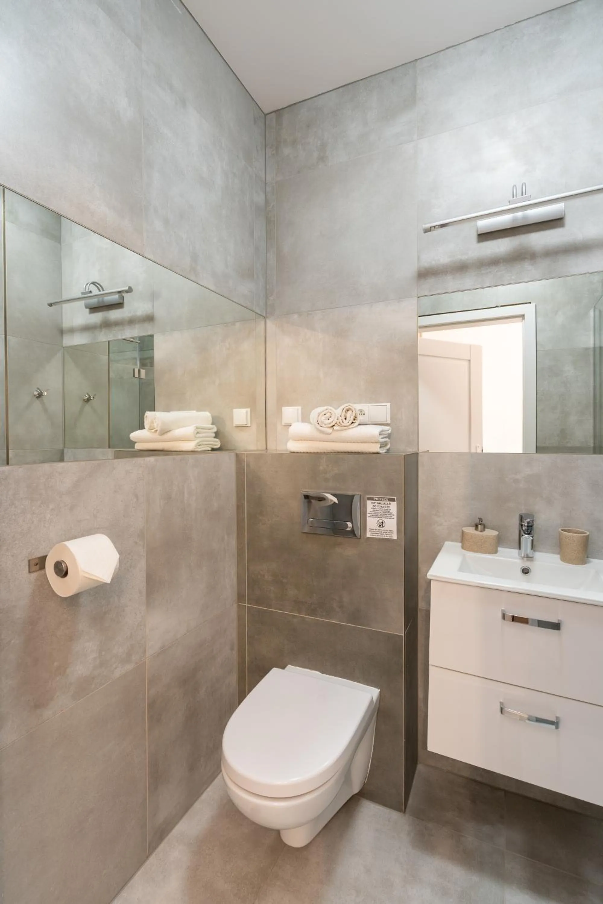 Bathroom in Kazimierz Residence Apartments by Staymoovers