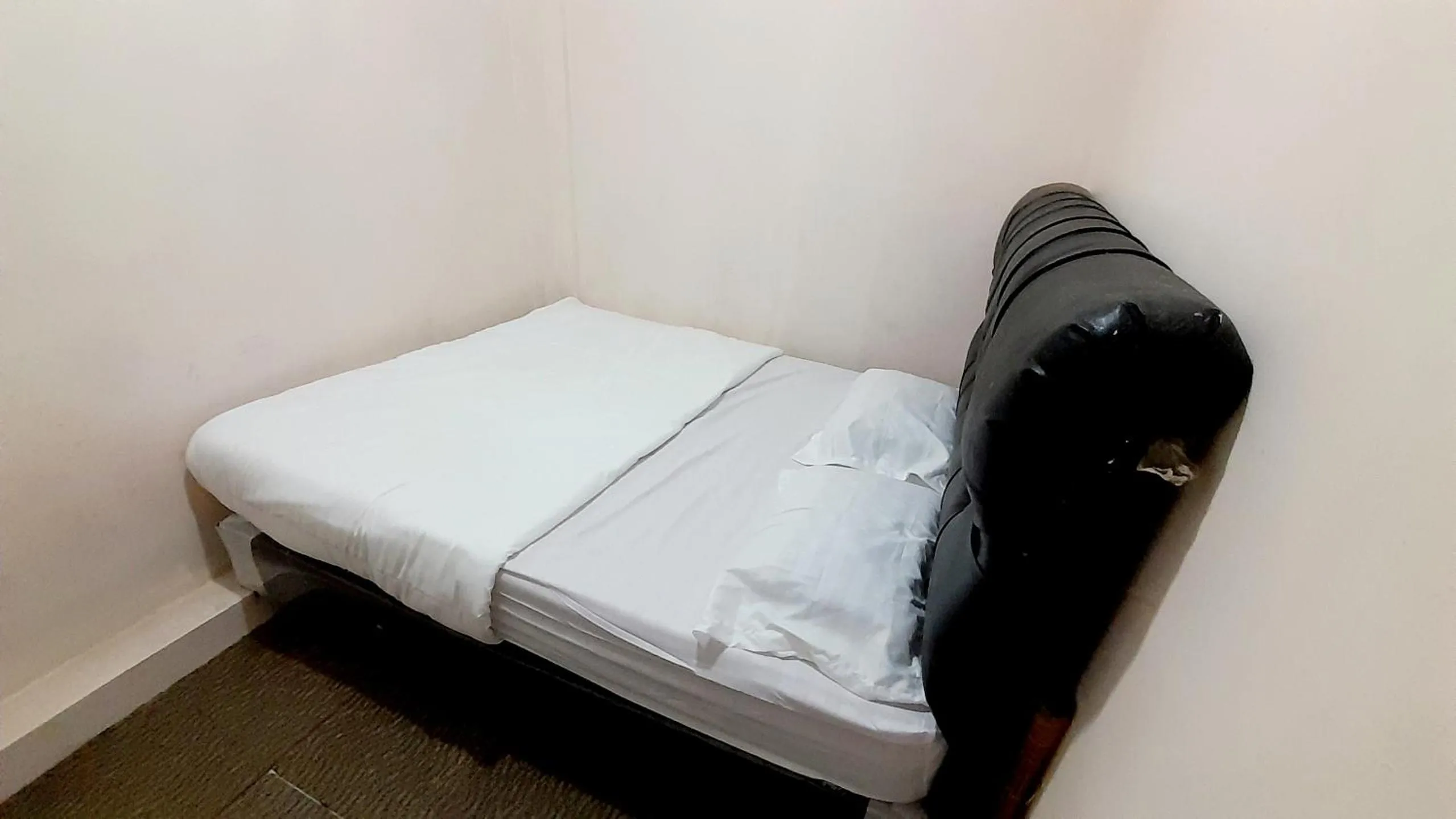 Bed in Homestay Merpati Dieng Syariah RedPartner