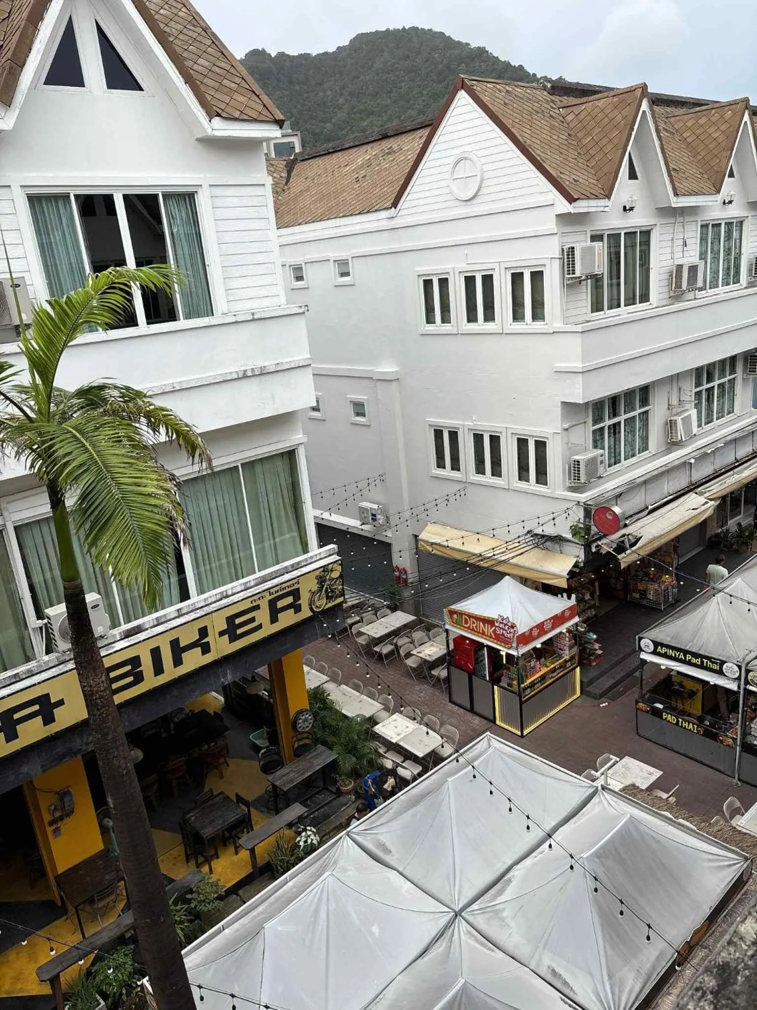 Property building in San Antonio Beach Guesthouse & Restaurant