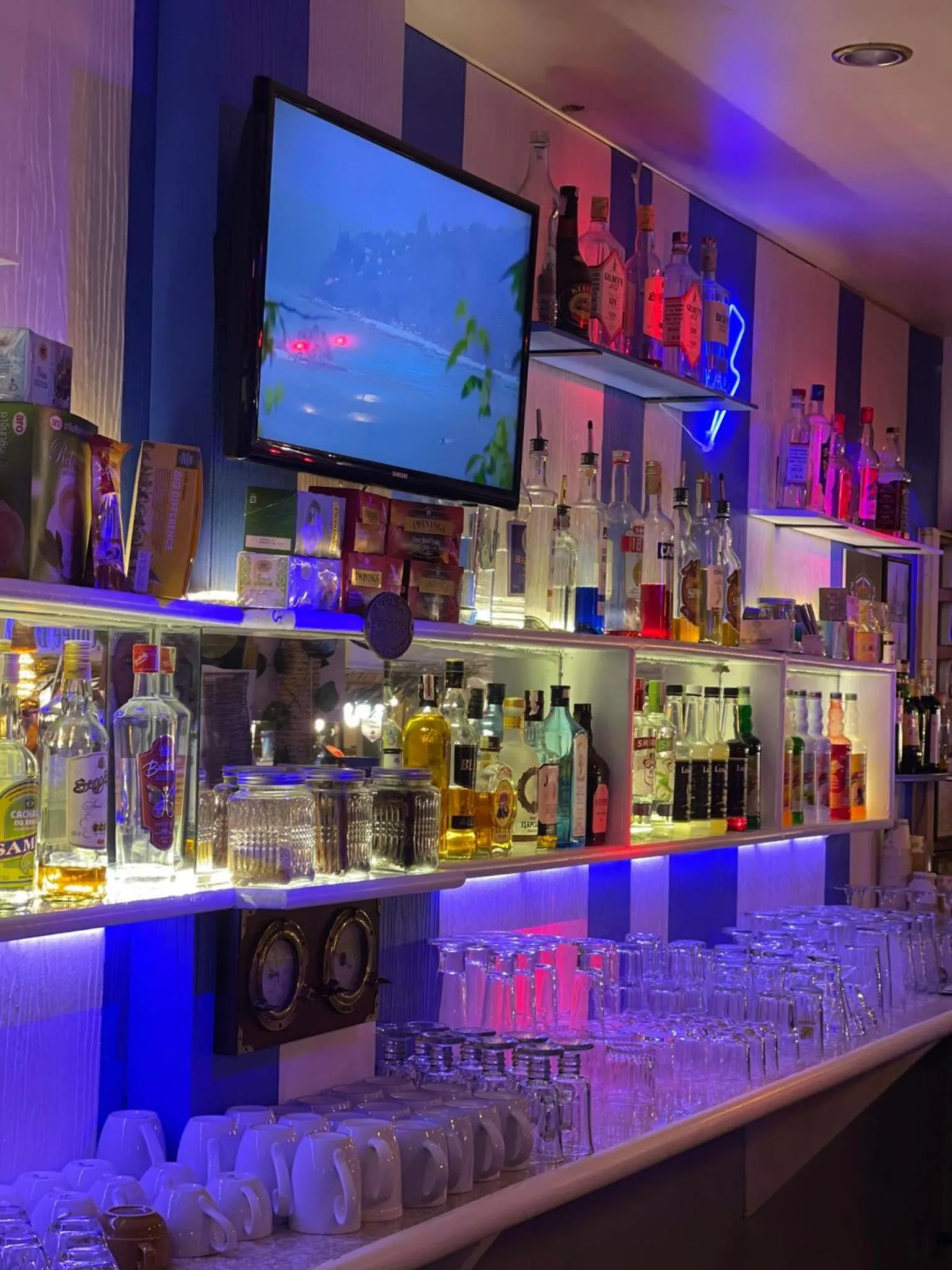 Lounge or bar in San Antonio Beach Guesthouse & Restaurant