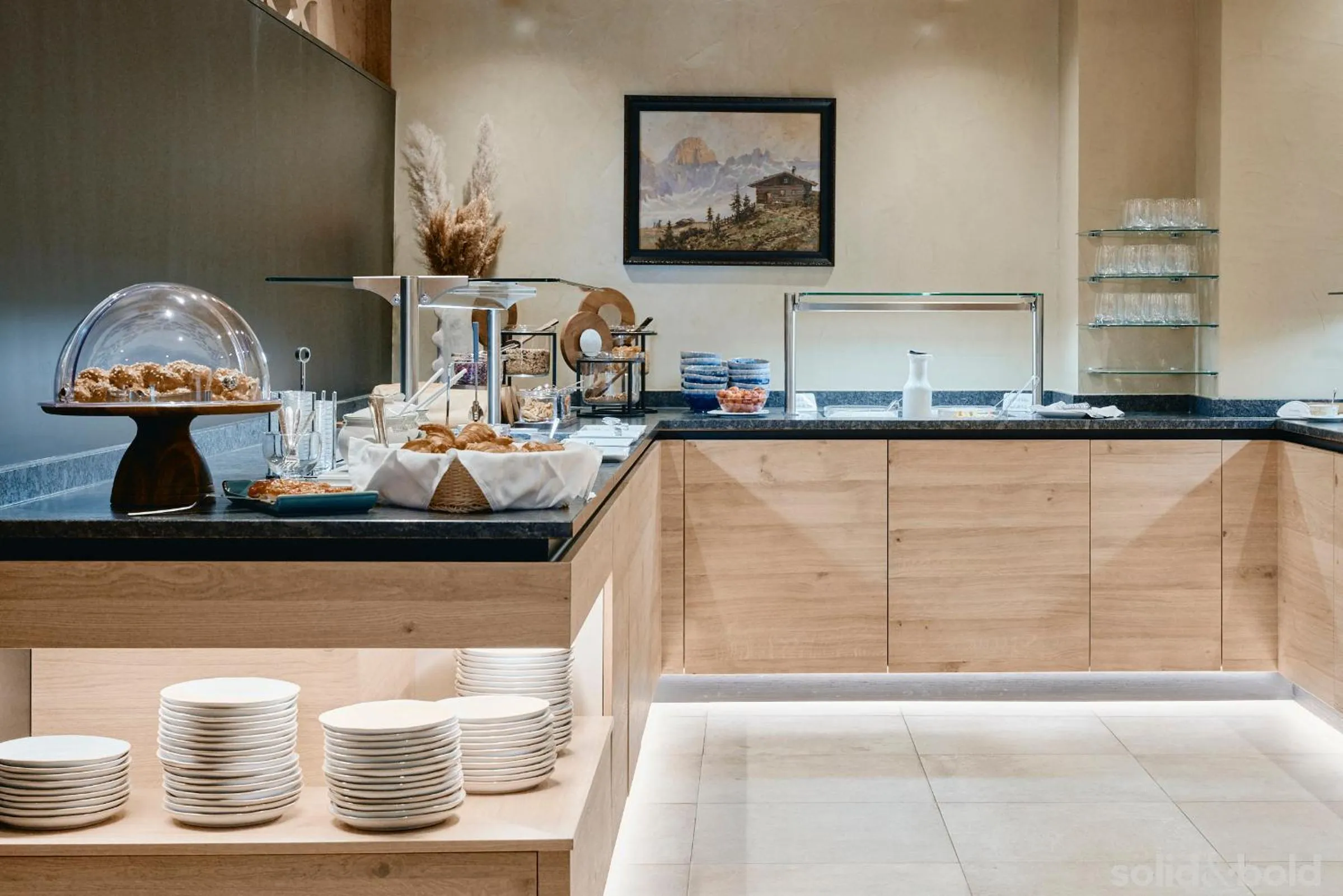 Breakfast in Hotel Weisser Hirsch