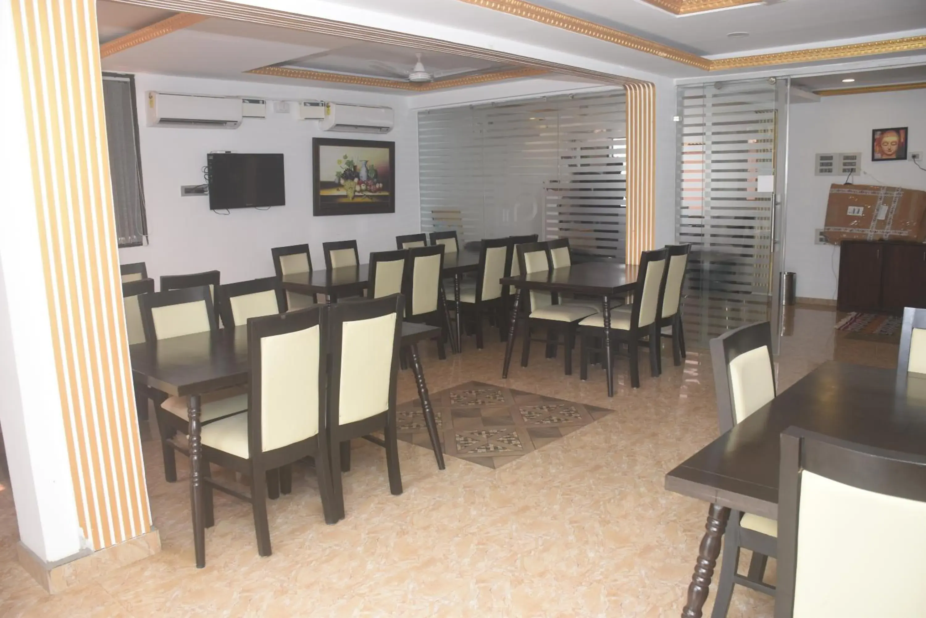 Restaurant/places to eat in Athi Resorts Restaurant/places to eat in Athi Resorts