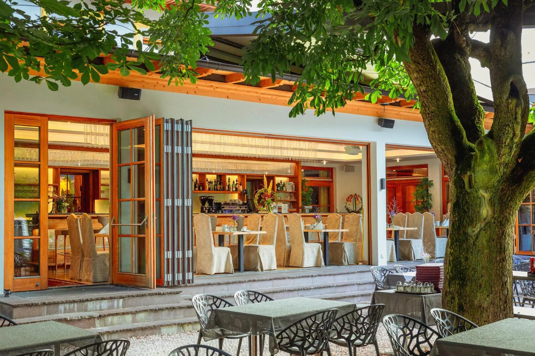 Garden in Gartenhotel Maria Theresia