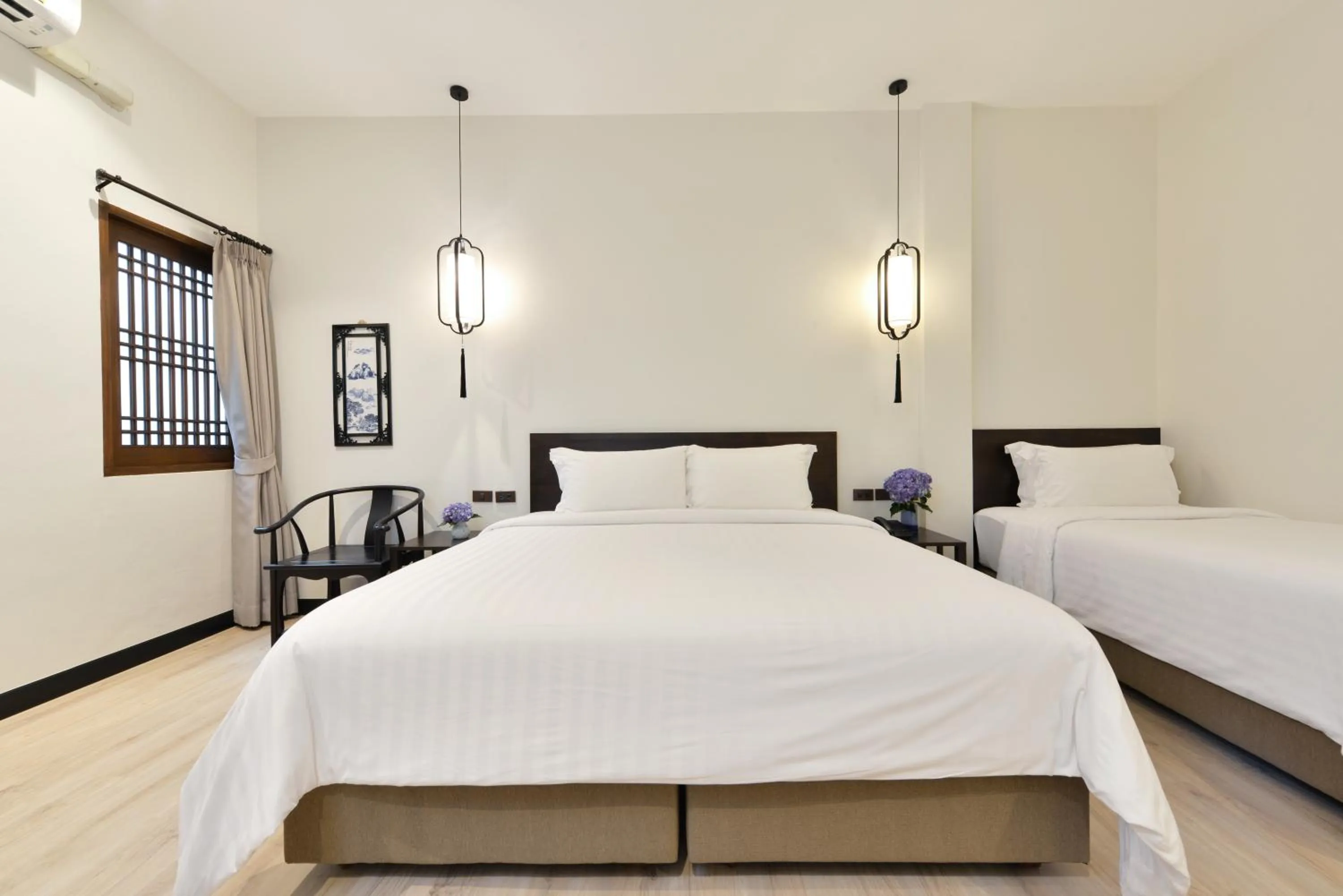 Bedroom, Bed in Oldthaiheng Hotel