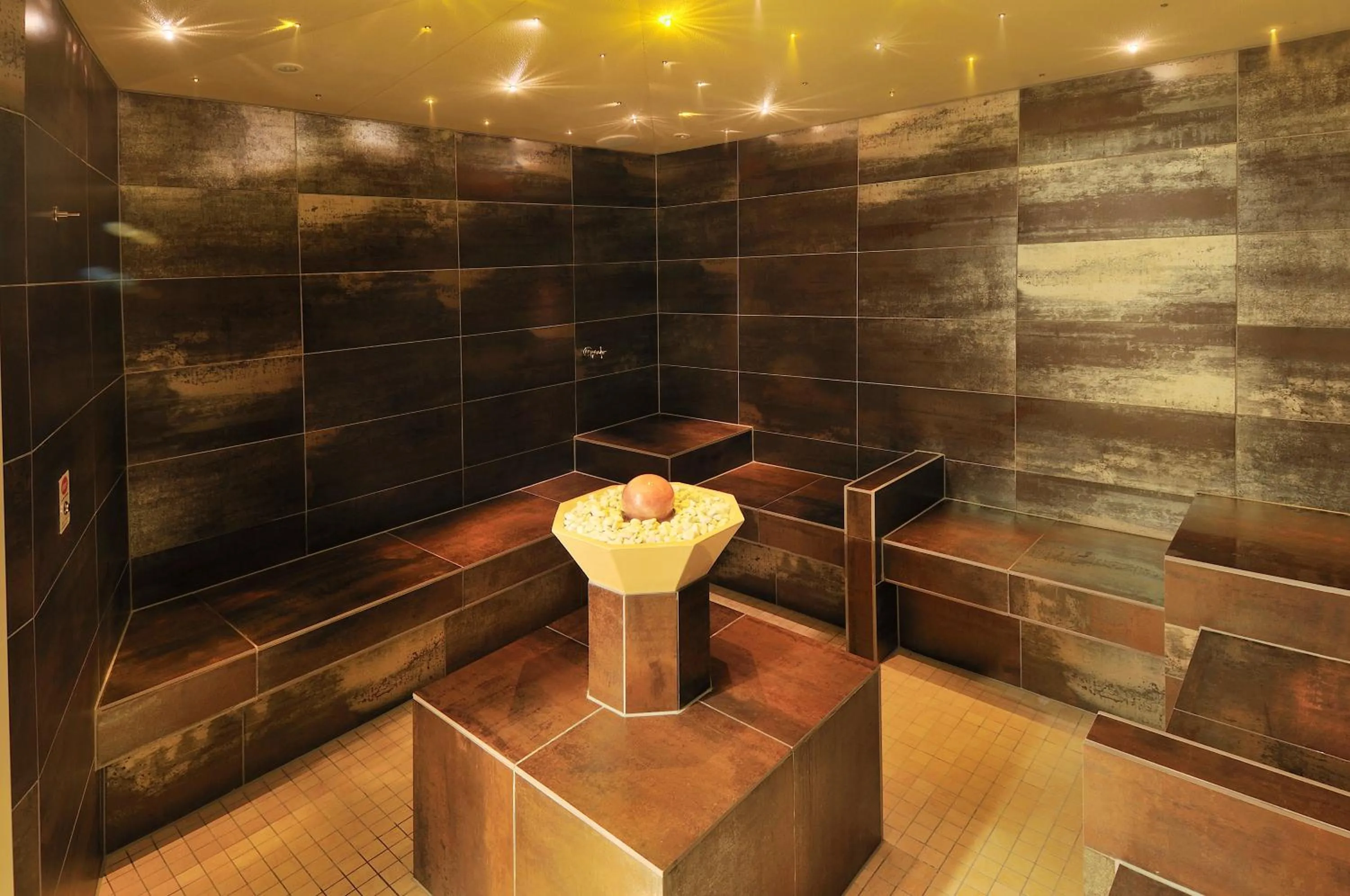 Spa and wellness centre/facilities in Gartenhotel & Weingut Pfeffel Dürnstein