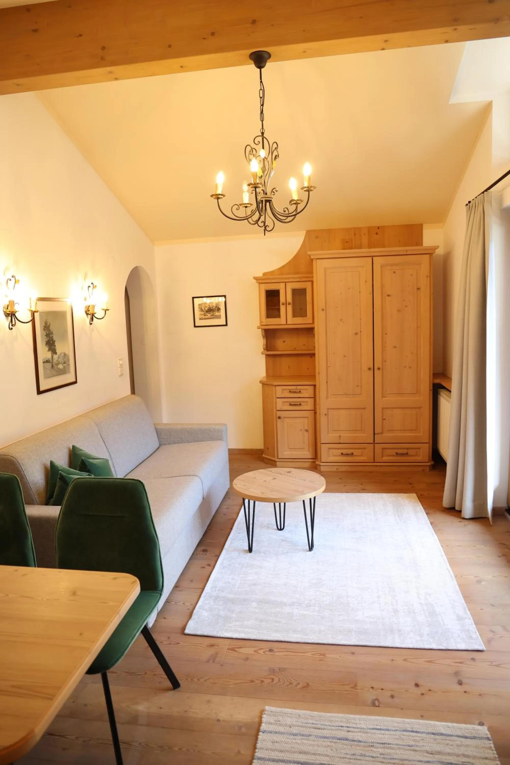 Living room, Bed in Hotel Garni Glockenstuhl